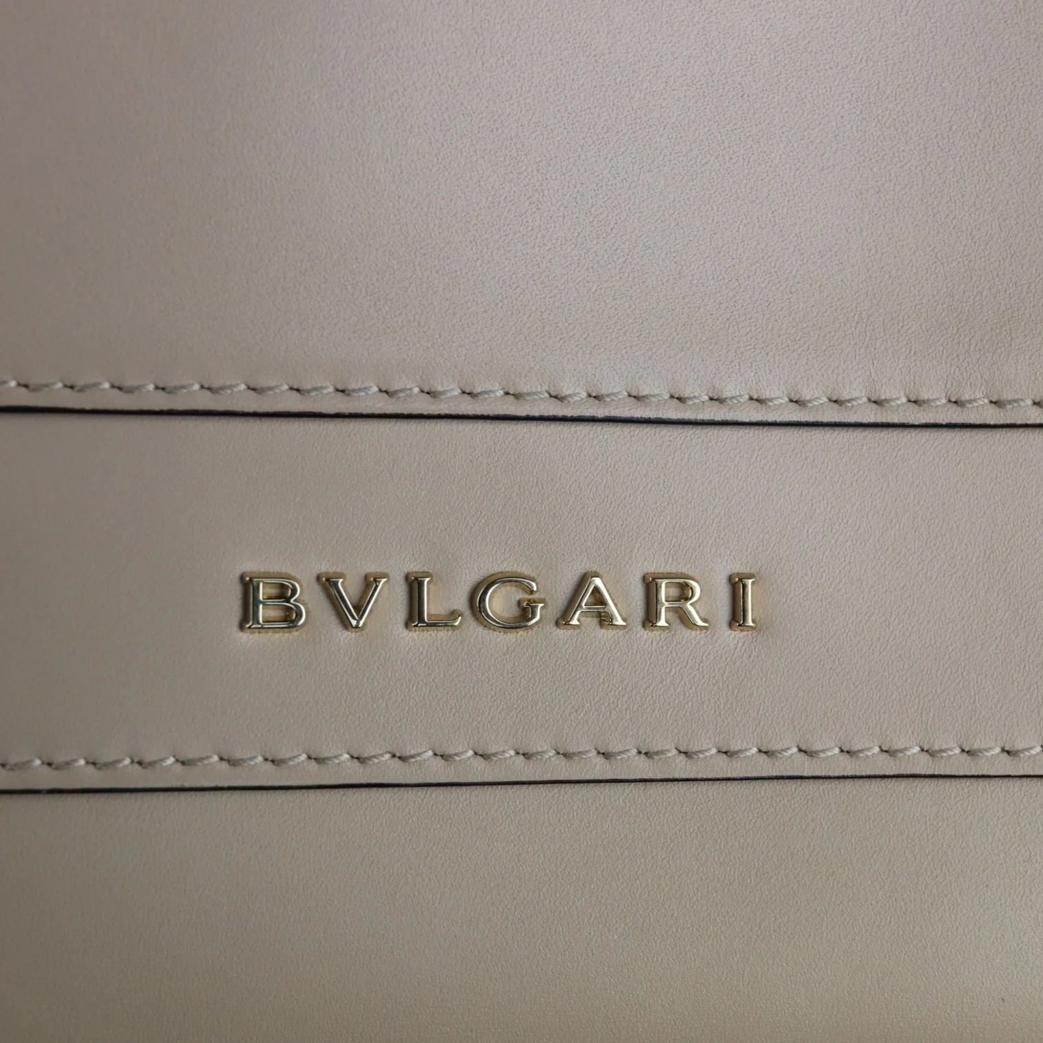 Serpenti Forever Crossbody Calfskin White Agate GHW - Image 19
