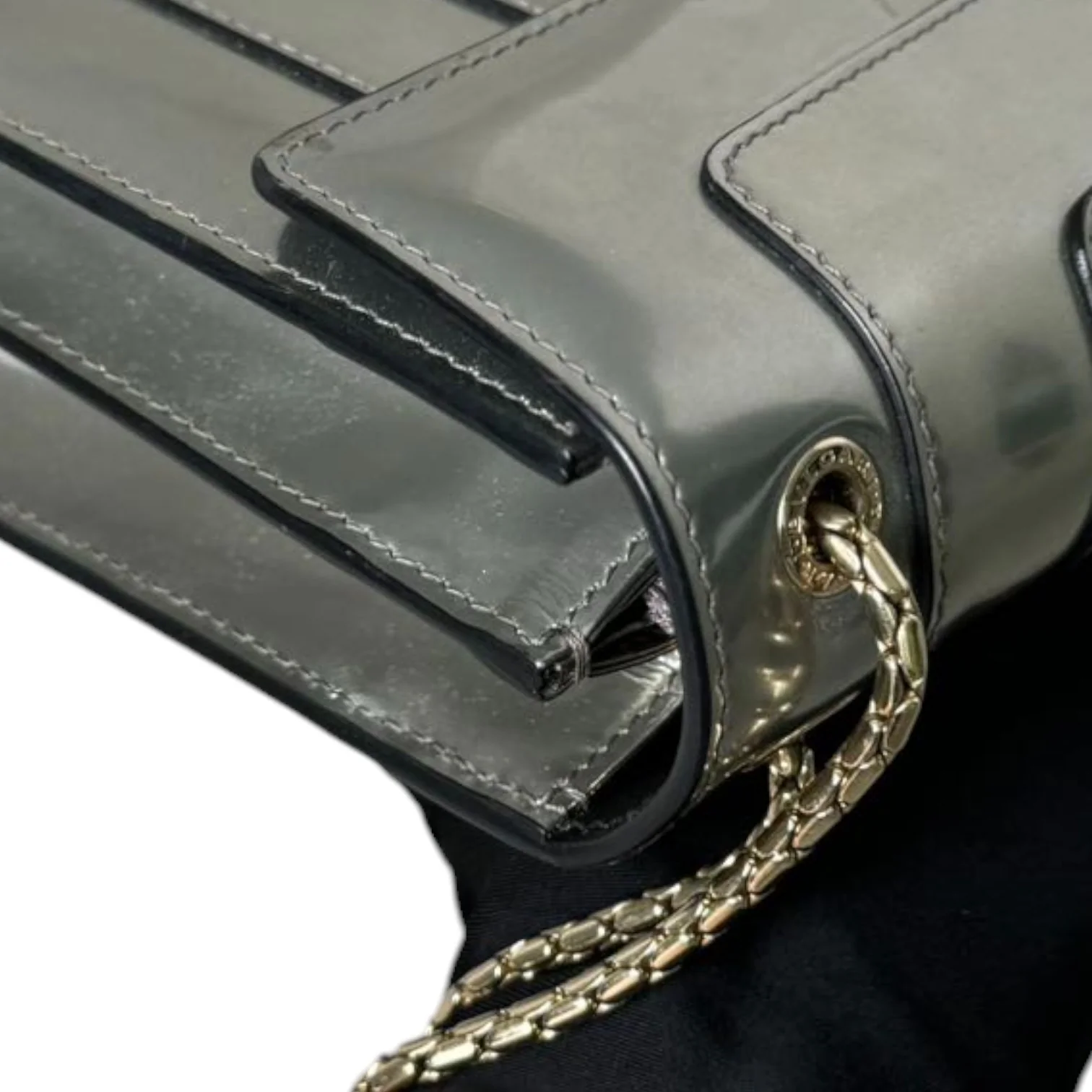 Serpenti Forever Shoulder Metallic Silver GHW - Image 9