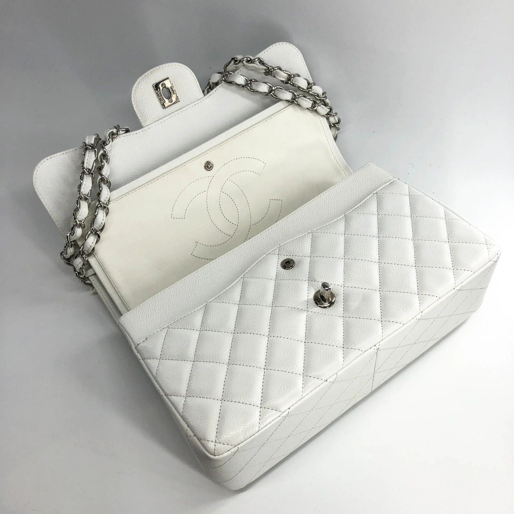 Caviar Double Flap Jumbo in White Caviar with SHW - Image 5