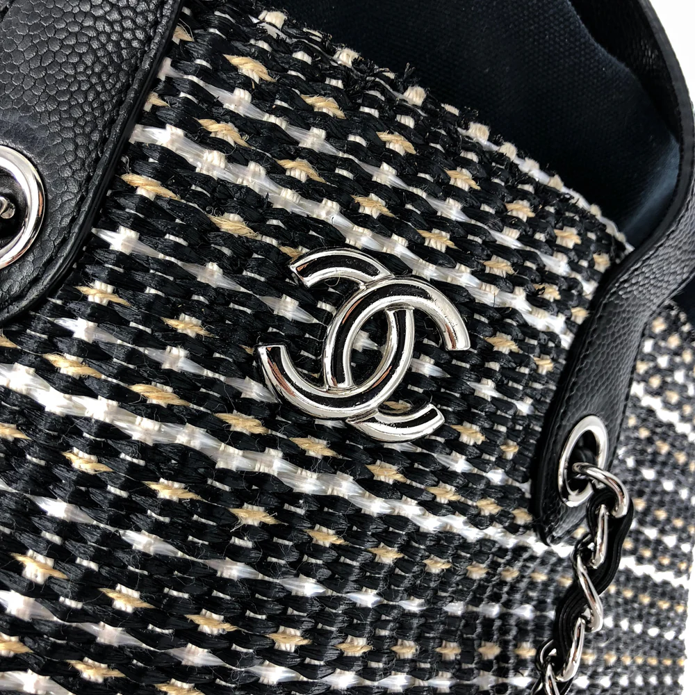 18 Series Tweed Top Handle - Image 5