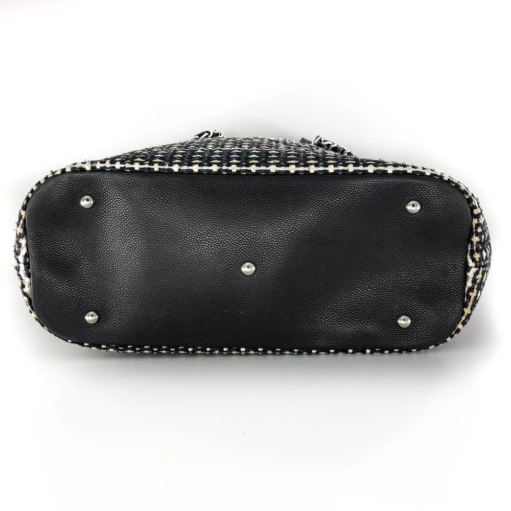 18 Series Tweed Top Handle - Image 7