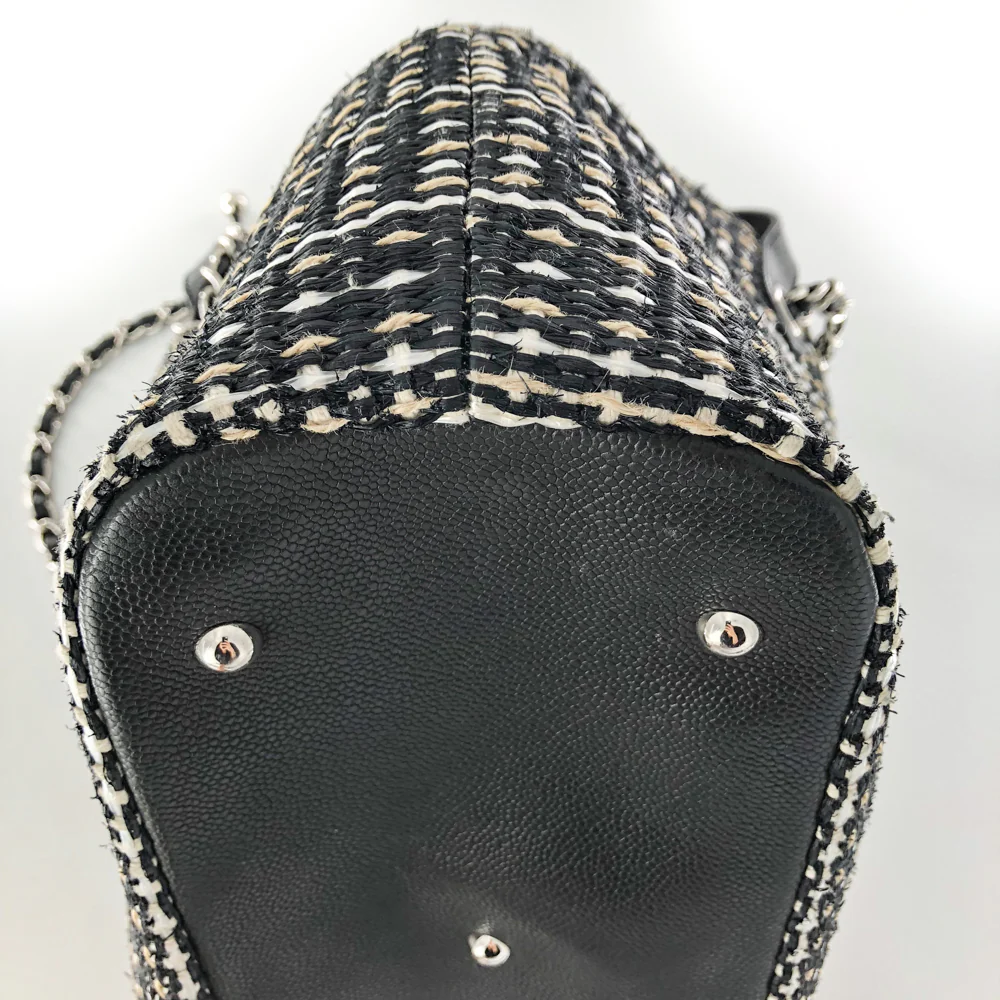 18 Series Tweed Top Handle - Image 9