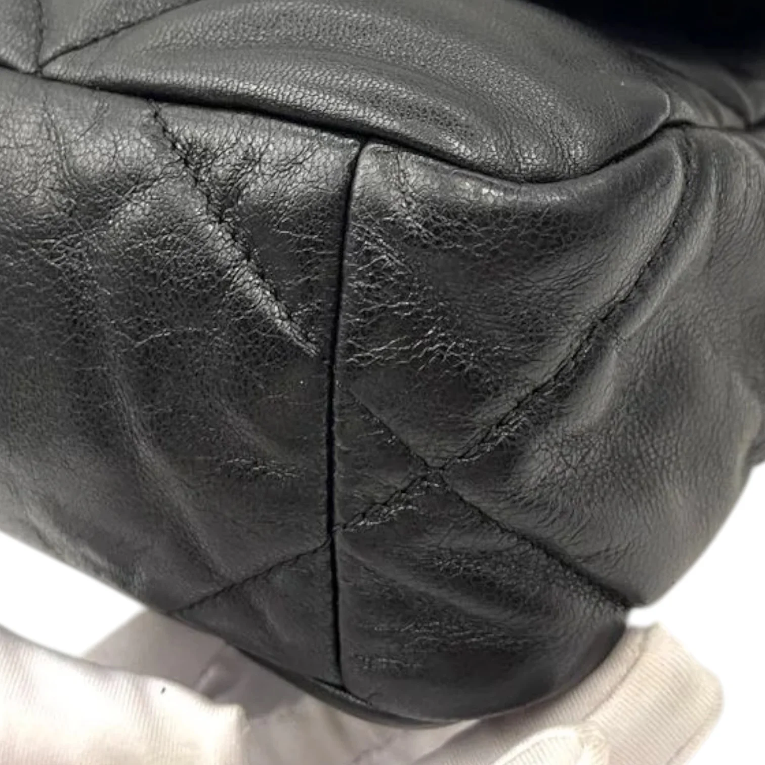 19 Flap Small Goatskin Quilted Black MHW - Image 7