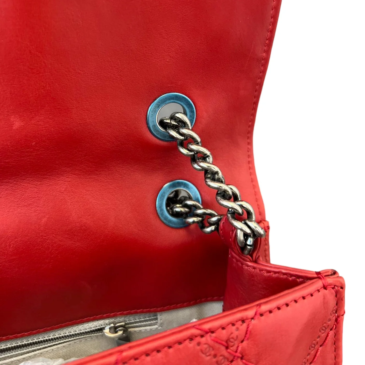 2.55 Reissue 227 Flap Aged Calfskin Embossed Logo Quilted Red RHW - Image 18