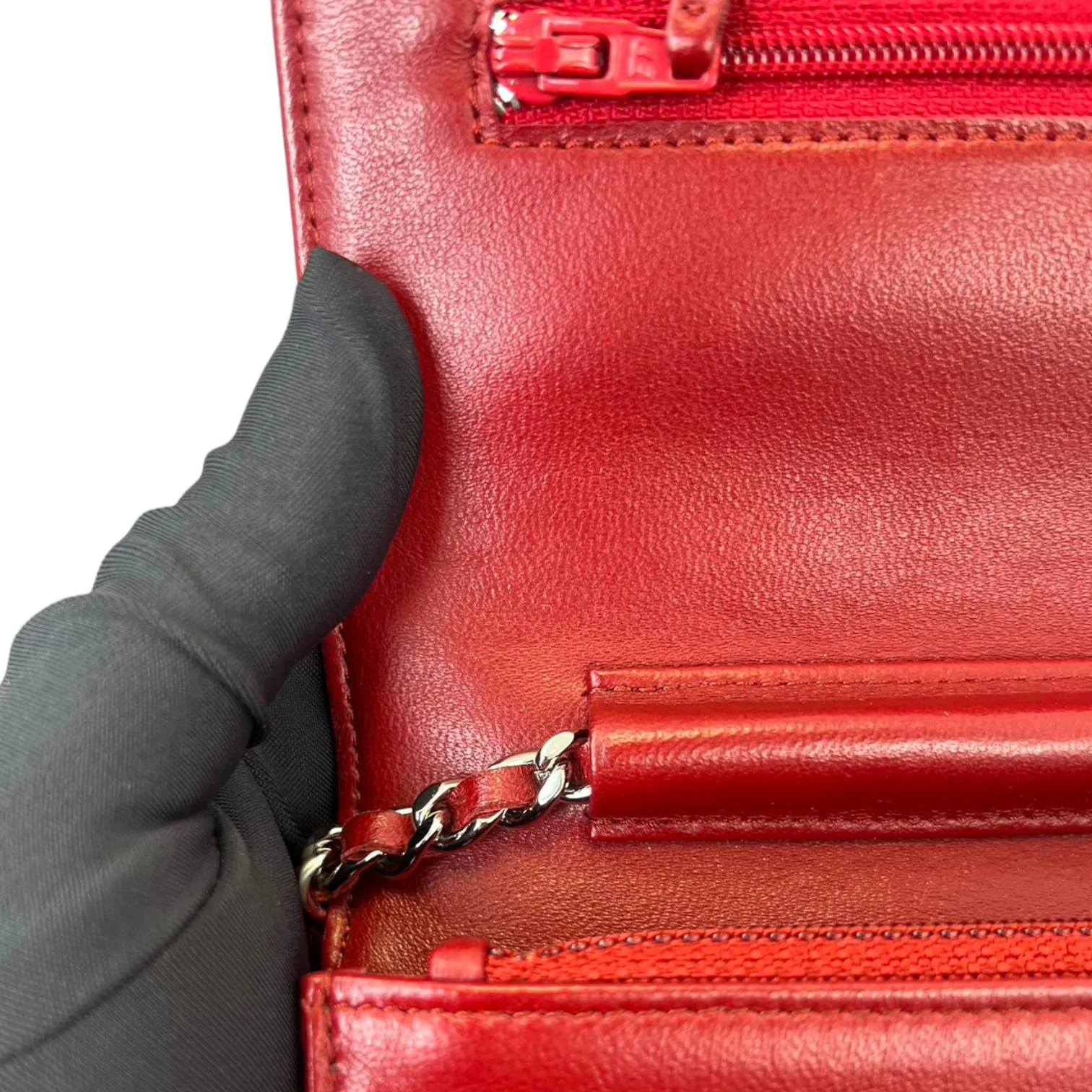 Camellia Wallet on Chain Red SHW - Image 12