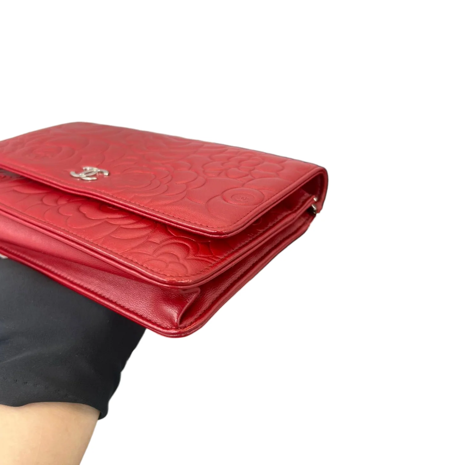 Camellia Wallet on Chain Red SHW - Image 4