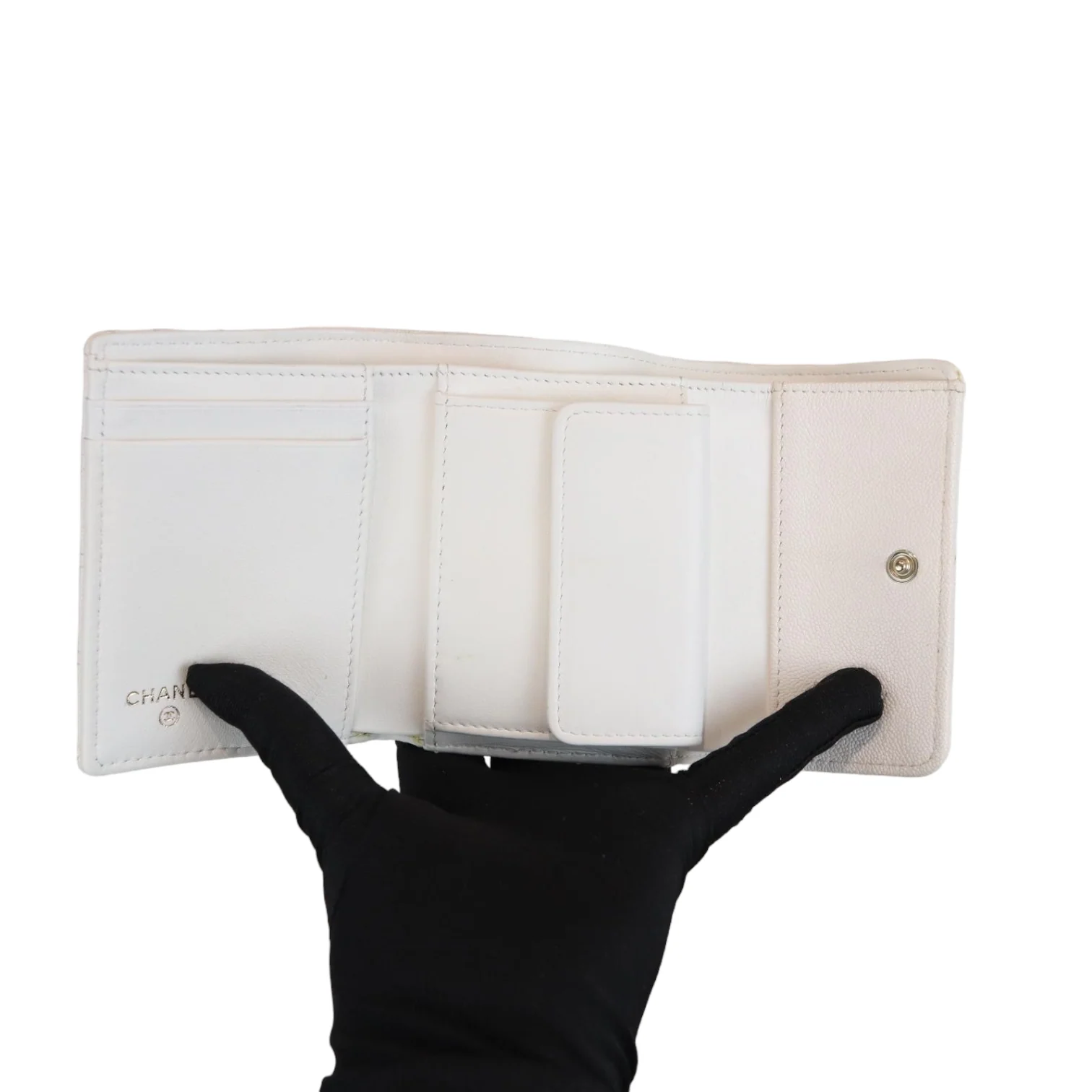 Caviar Quilted White Flap Wallet LGHW - Image 13