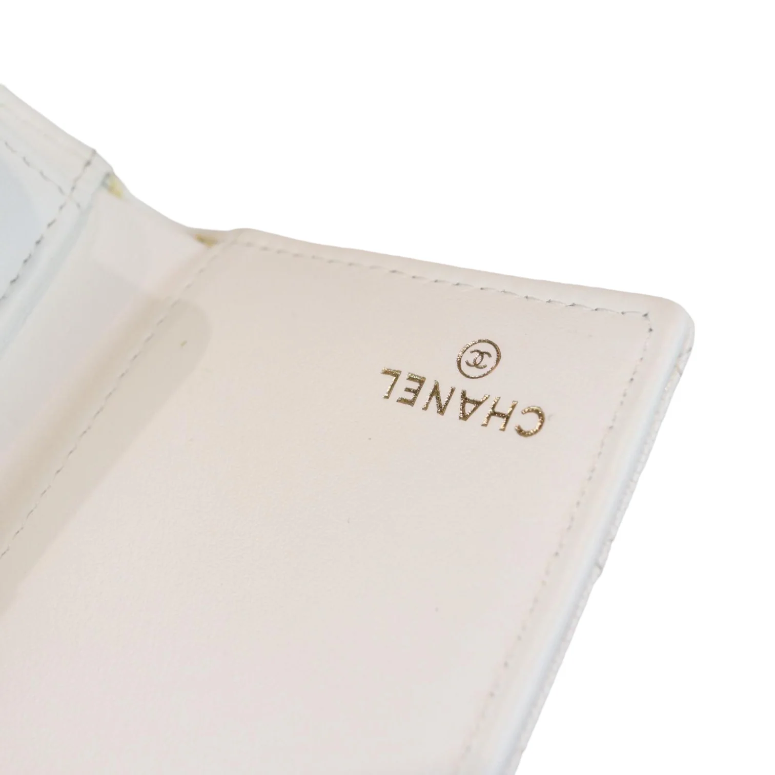 Caviar Quilted White Flap Wallet LGHW - Image 15