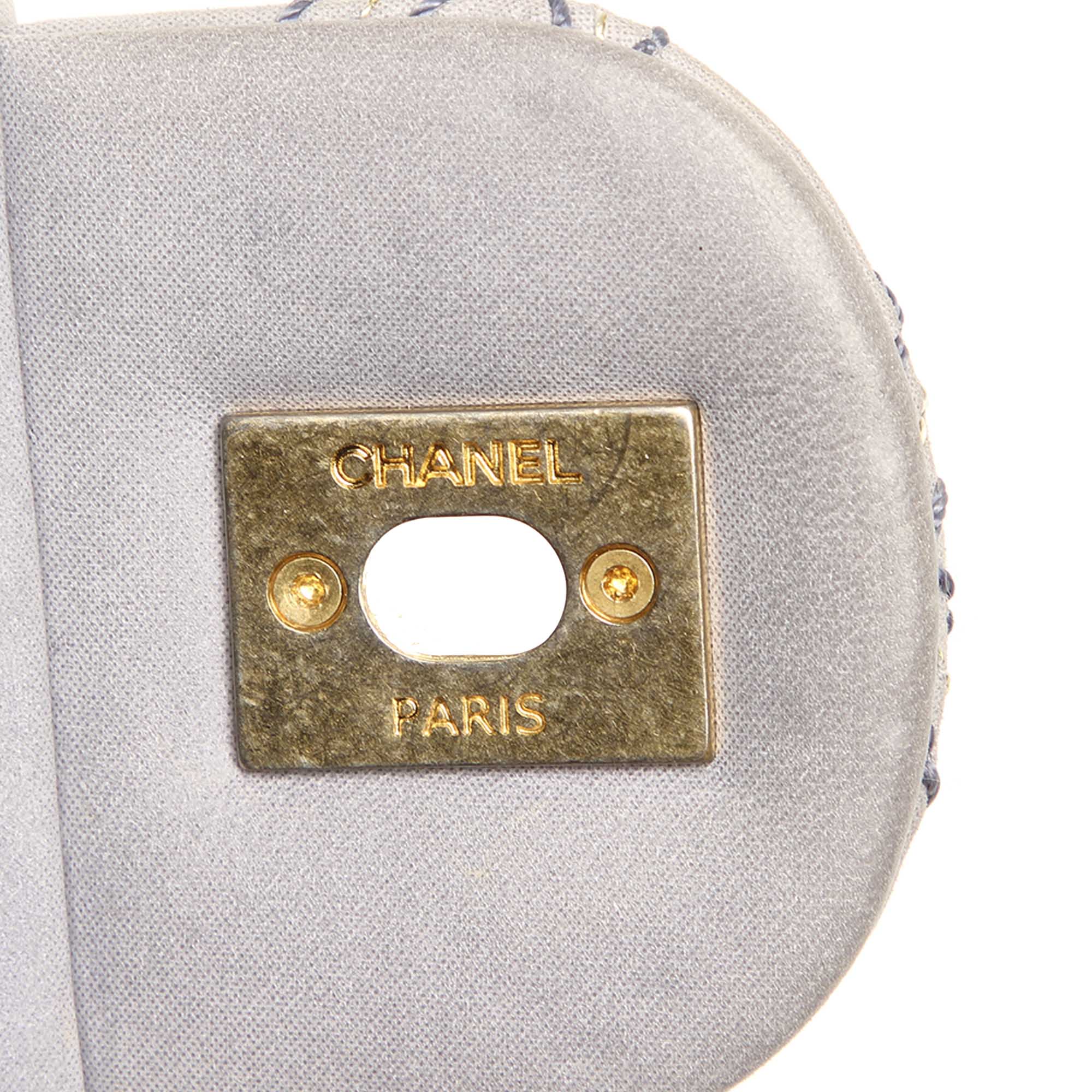 Turn lock Timeless Flap Beige - Image 11