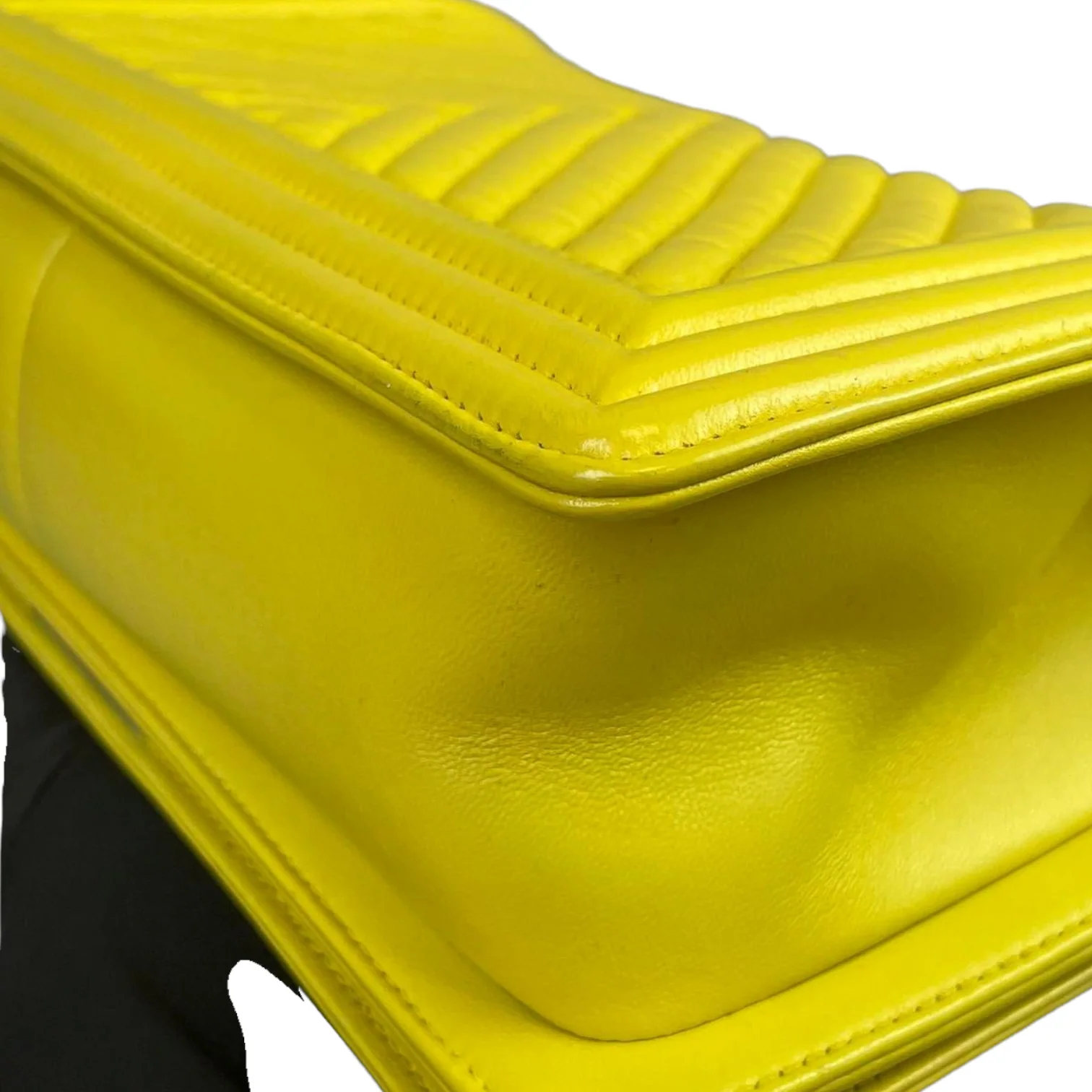 Chevron Boy Old Medium Calfskin Yellow RHW - Image 9