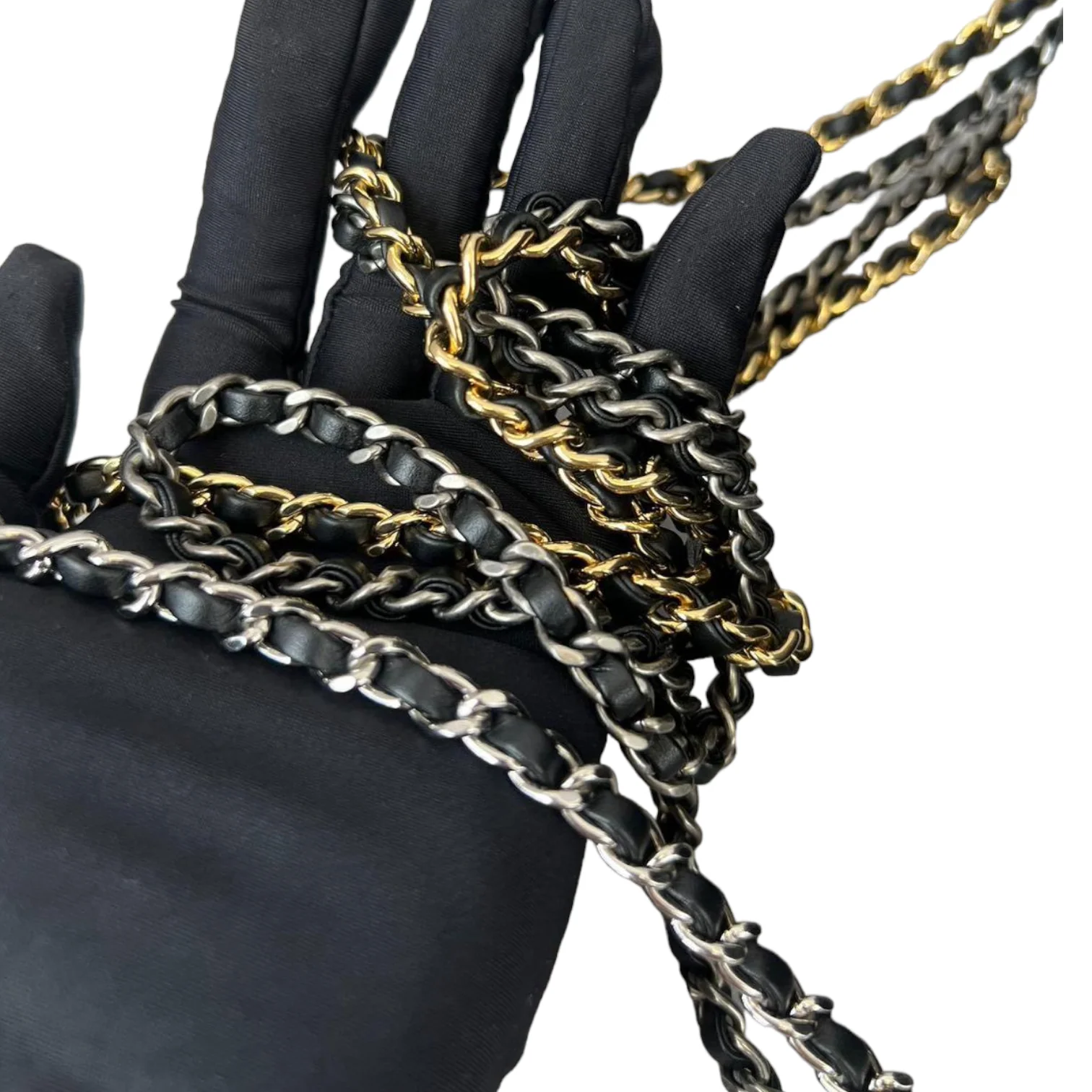 Gabrielle Chevron Black GHW - Image 12