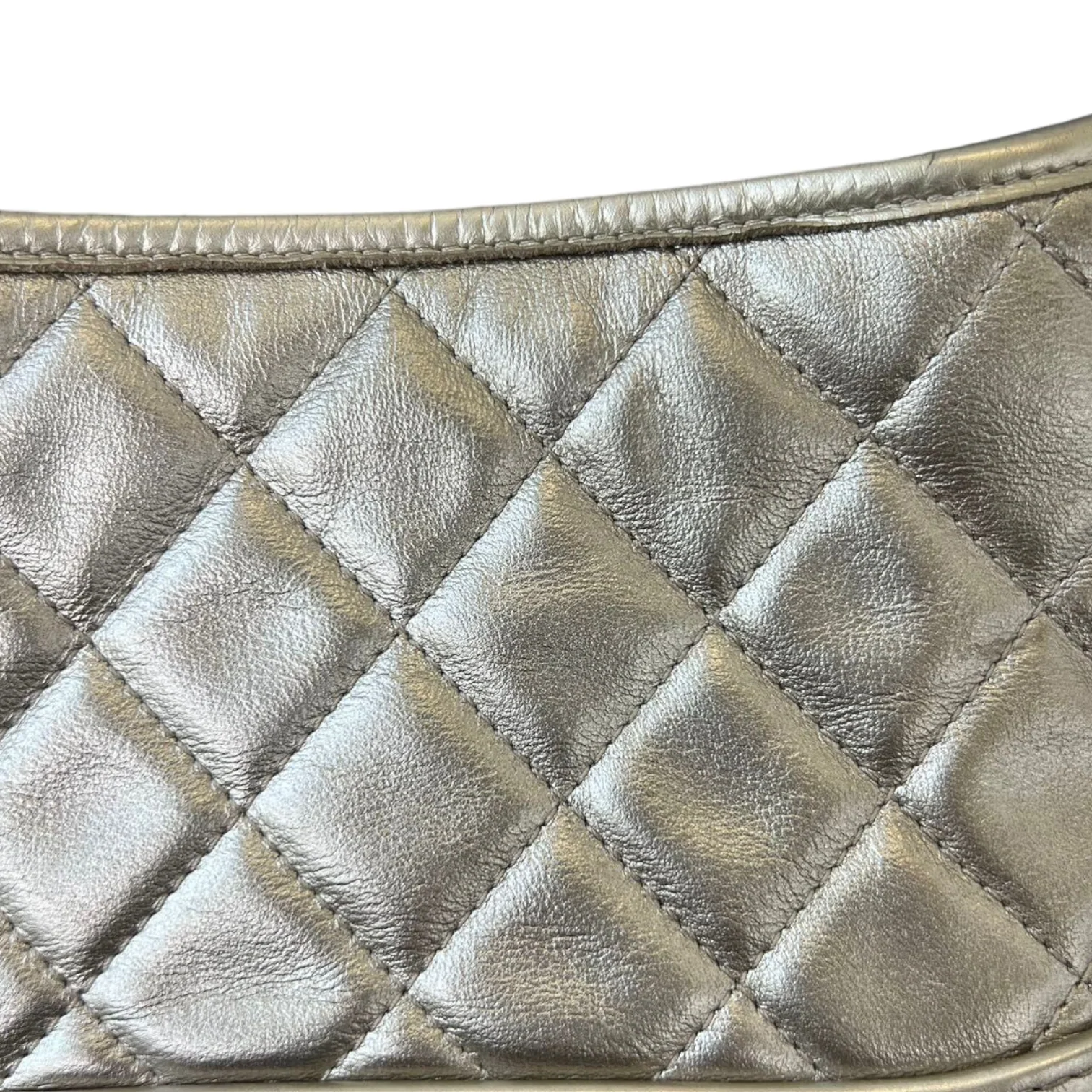 Gabrielle Hobo Small Metallic Pale Calfskin Gold MHW - Image 17