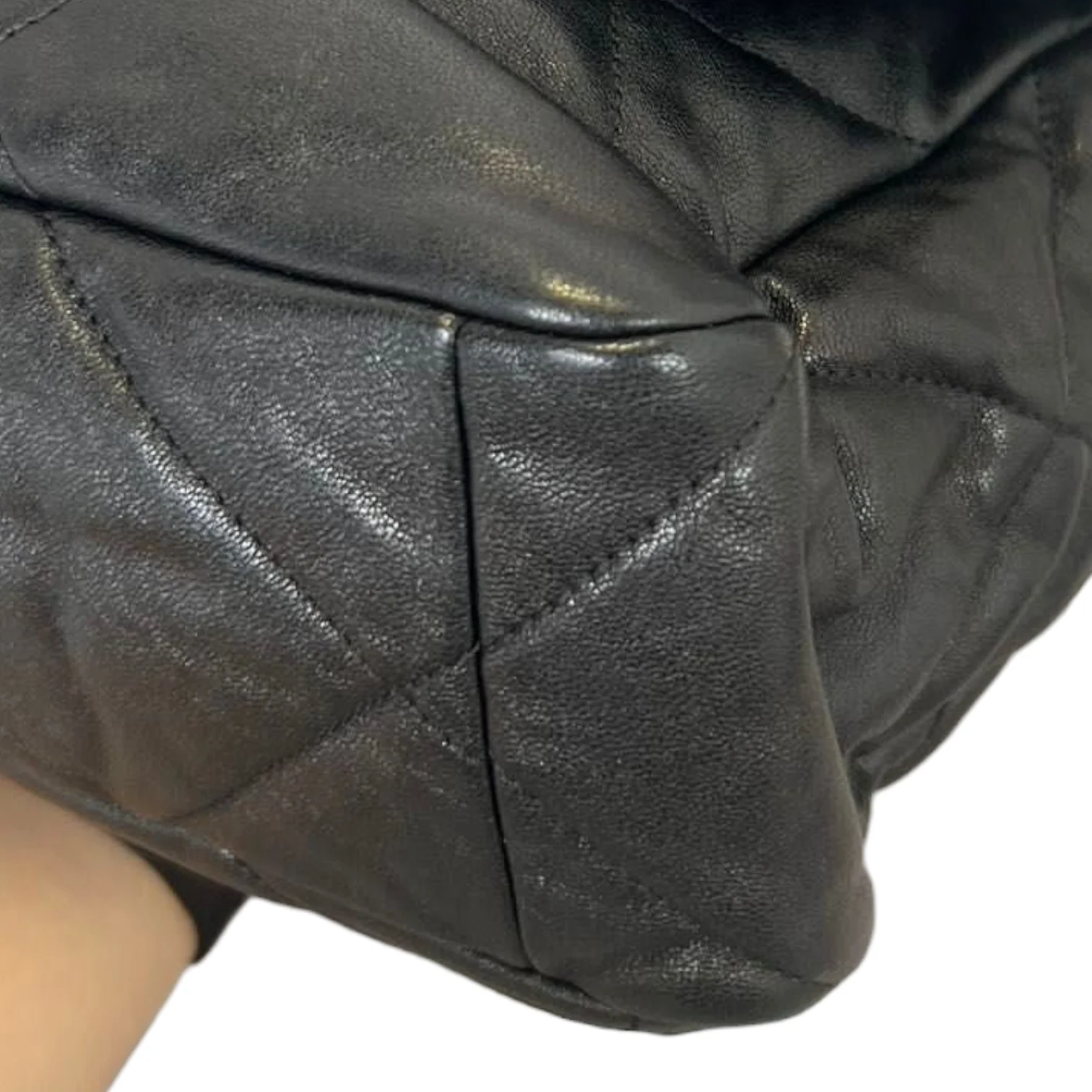 Goatskin Quilted Large Chanel 19 Flap Black - Image 6