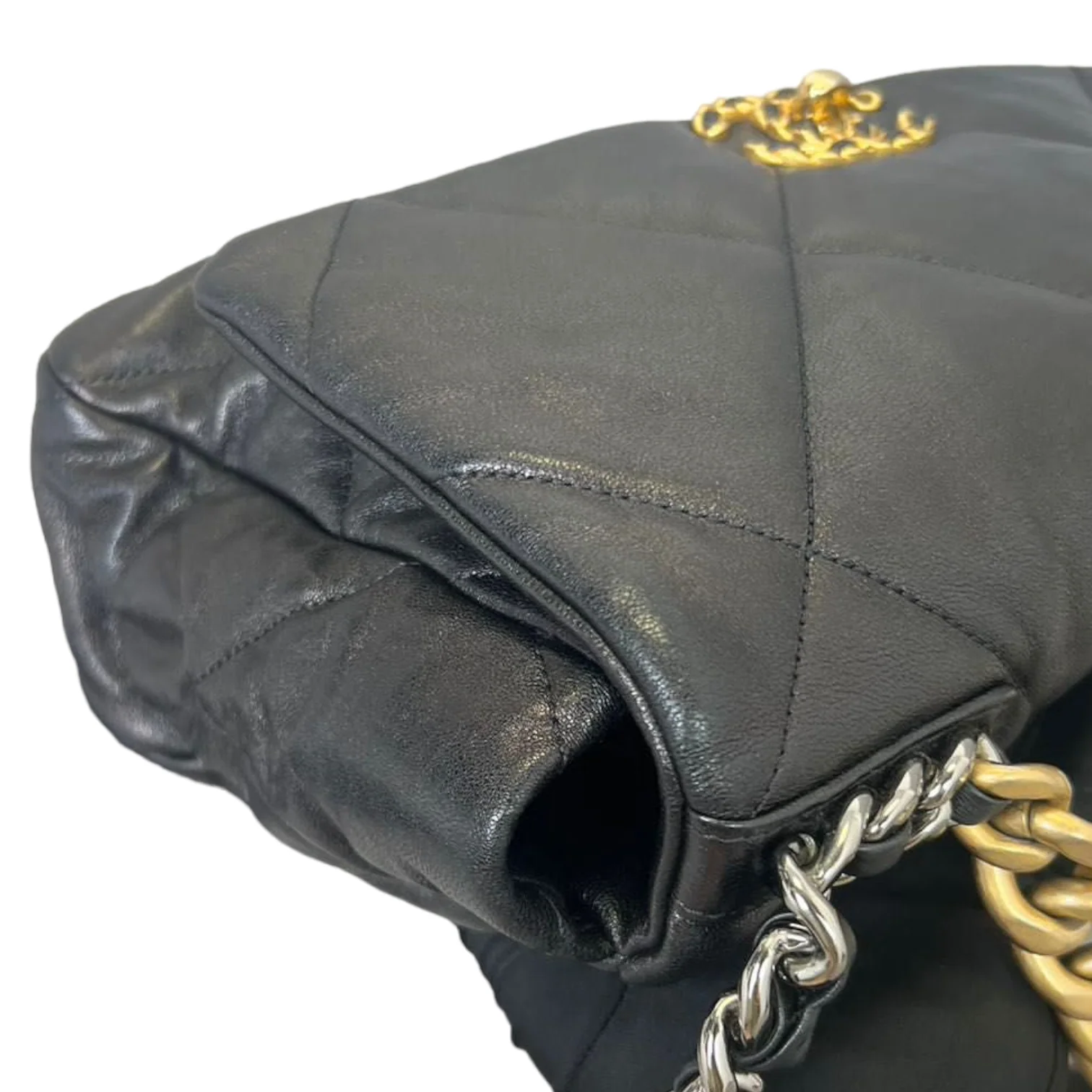 Goatskin Quilted Large Chanel 19 Flap Black - Image 8