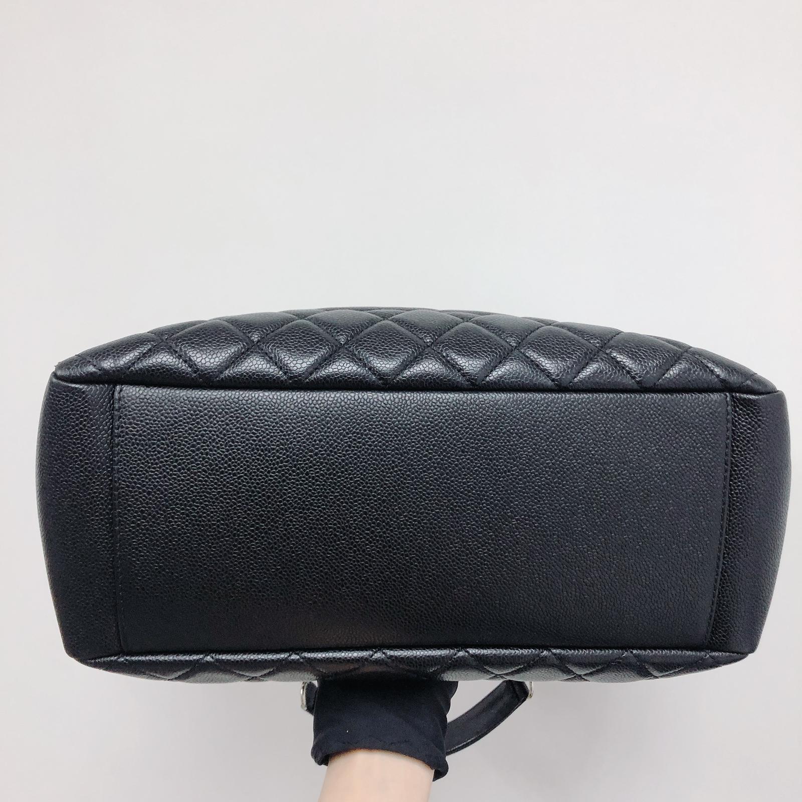 Grand Shopping Tote Black - Image 13