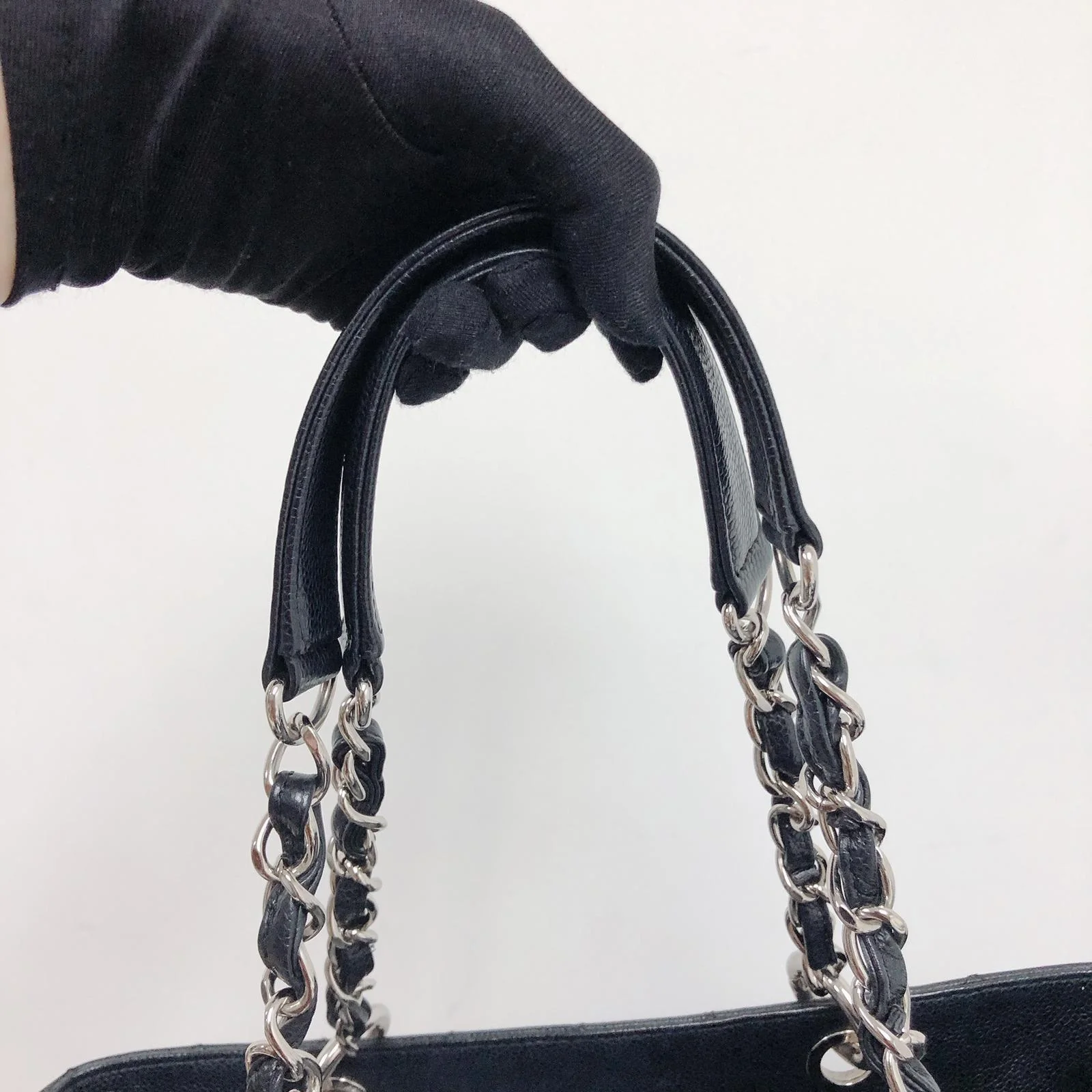 Grand Shopping Tote Black - Image 14