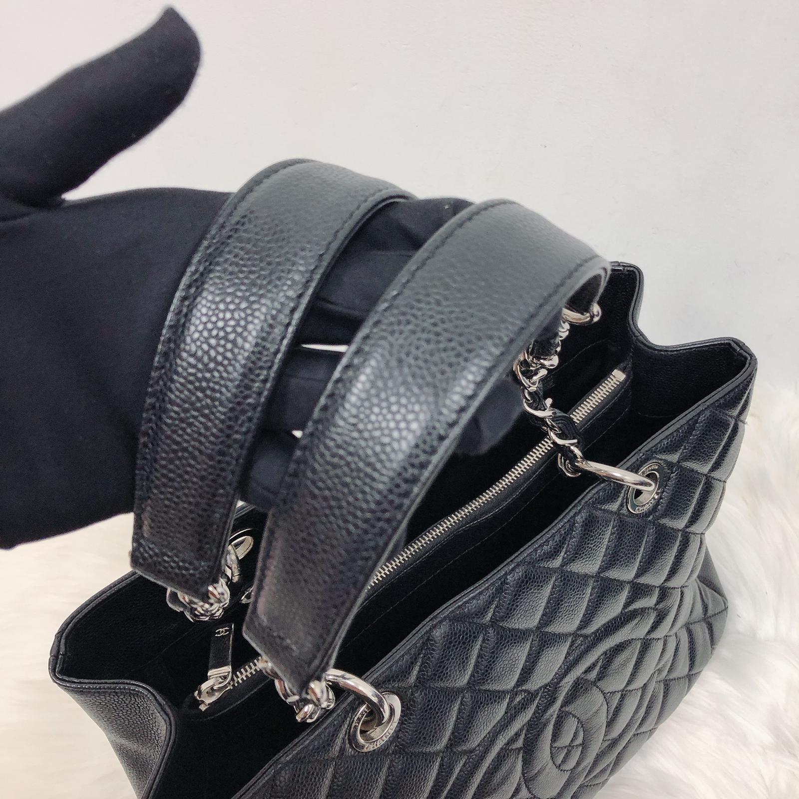 Grand Shopping Tote Black - Image 15