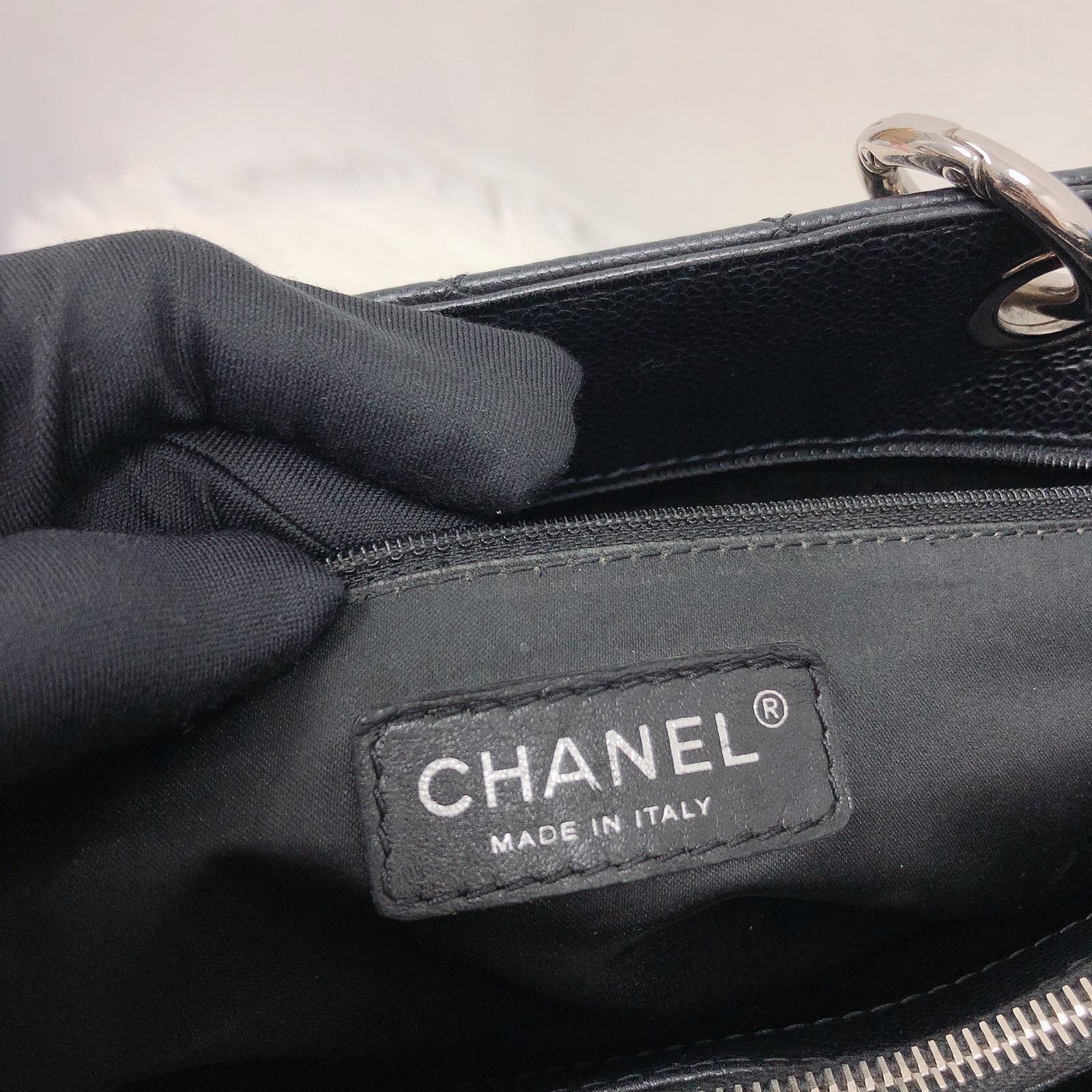 Grand Shopping Tote Black - Image 24