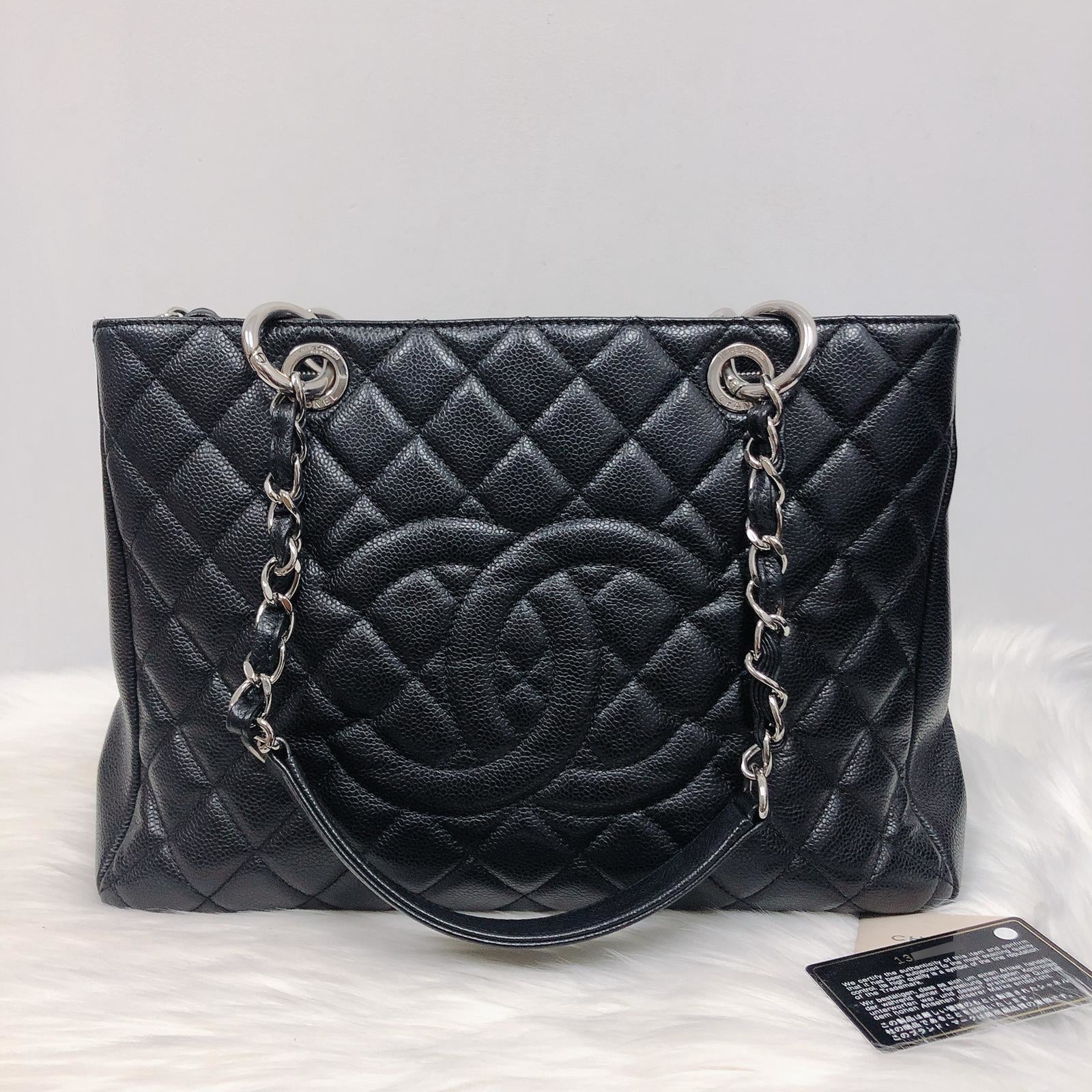 Grand Shopping Tote Black - Image 26