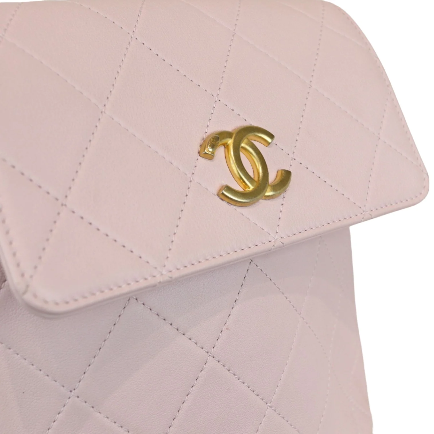 Hobo About Pearls Small Calfskin Quilted Light Pink GHW - Image 16