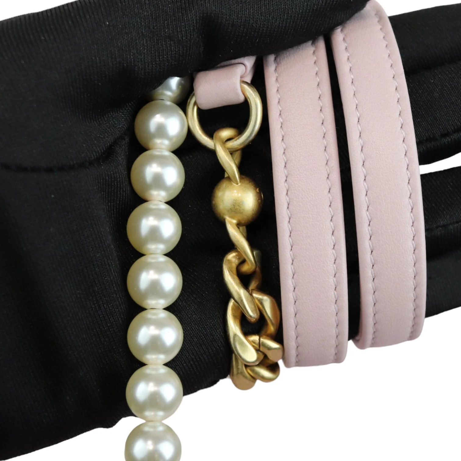 Hobo About Pearls Small Calfskin Quilted Light Pink GHW - Image 19
