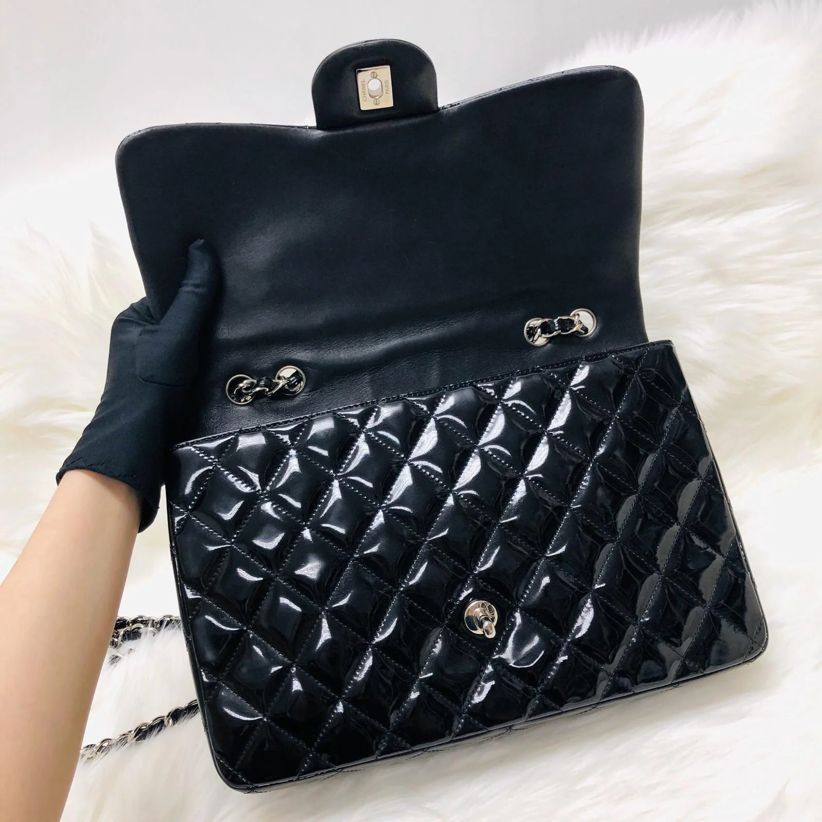 Jumbo Quilted Patent Single Flap Bag in Black with SHW - Image 6