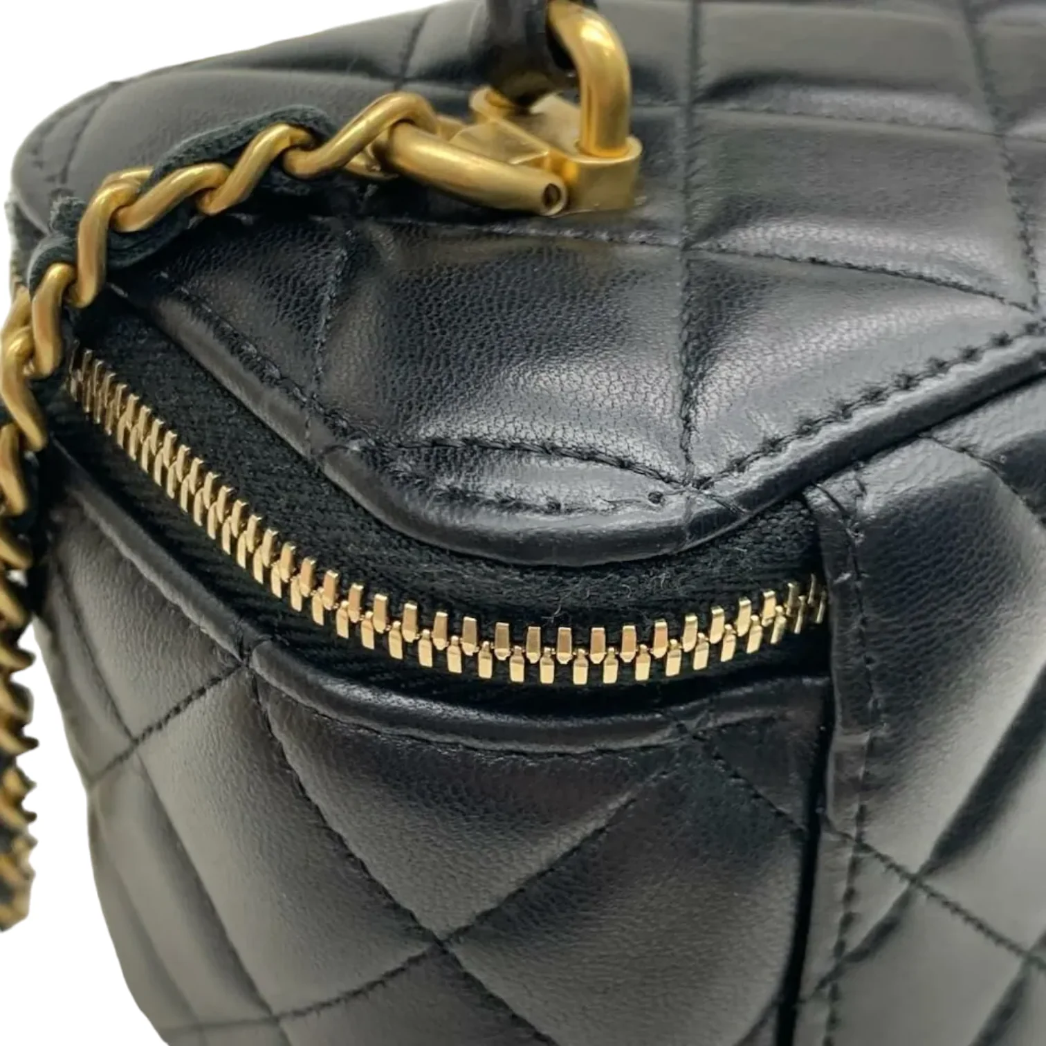 Lambskin Small Top Handle Vanity Case with Chain Black GHW - Image 13