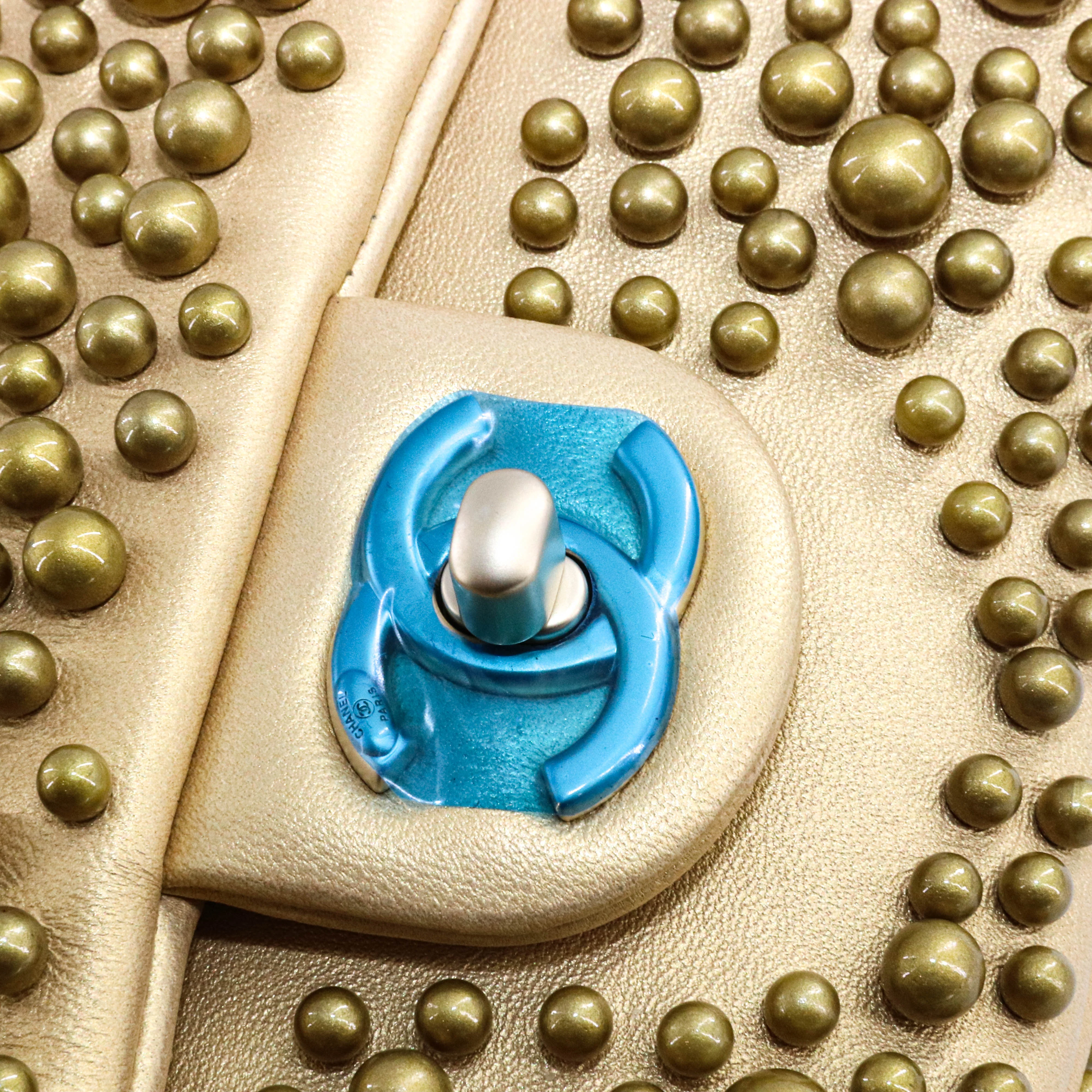 Limited Edition Dubai Collection Pearl Flap Bag - Image 8