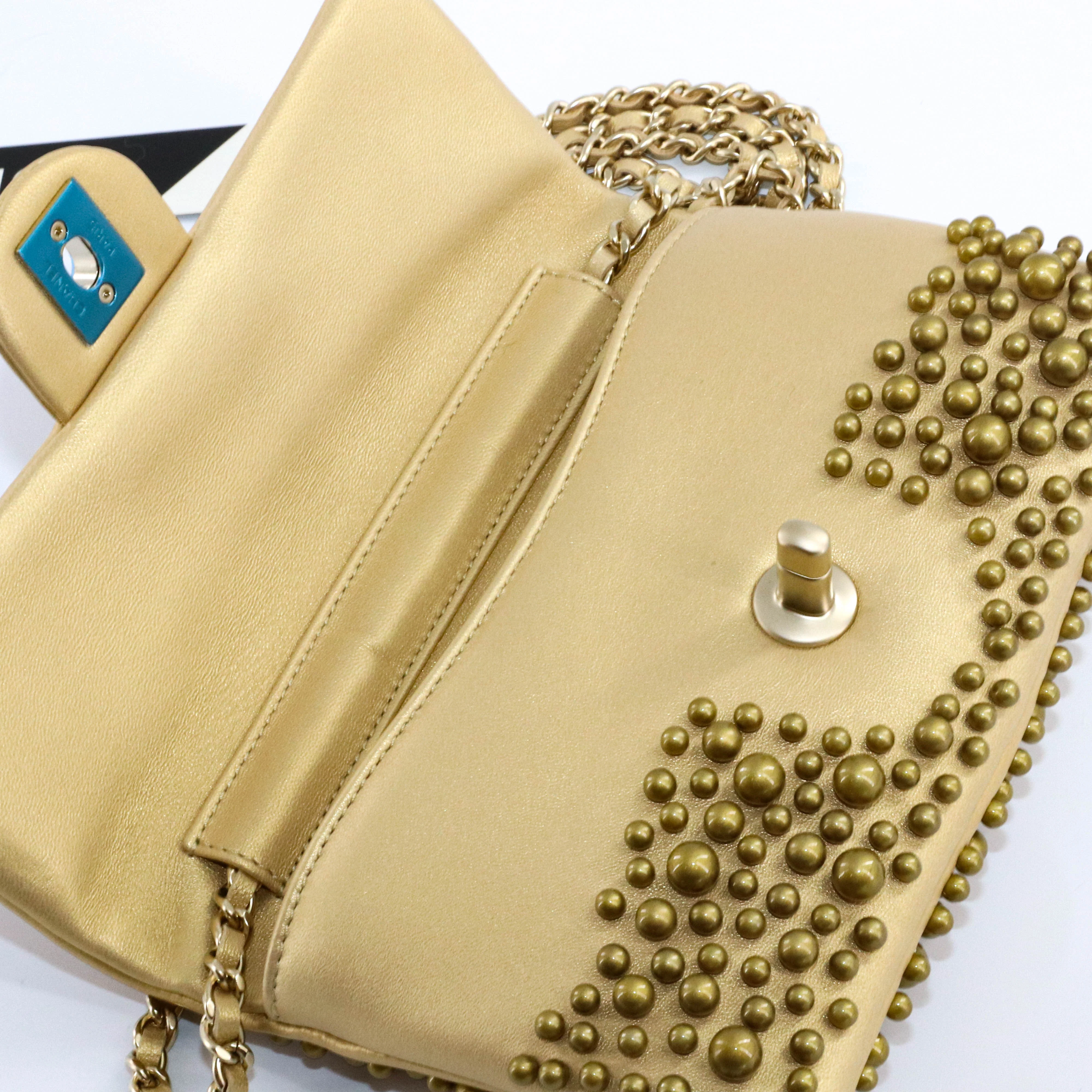 Limited Edition Dubai Collection Pearl Flap Bag - Image 9