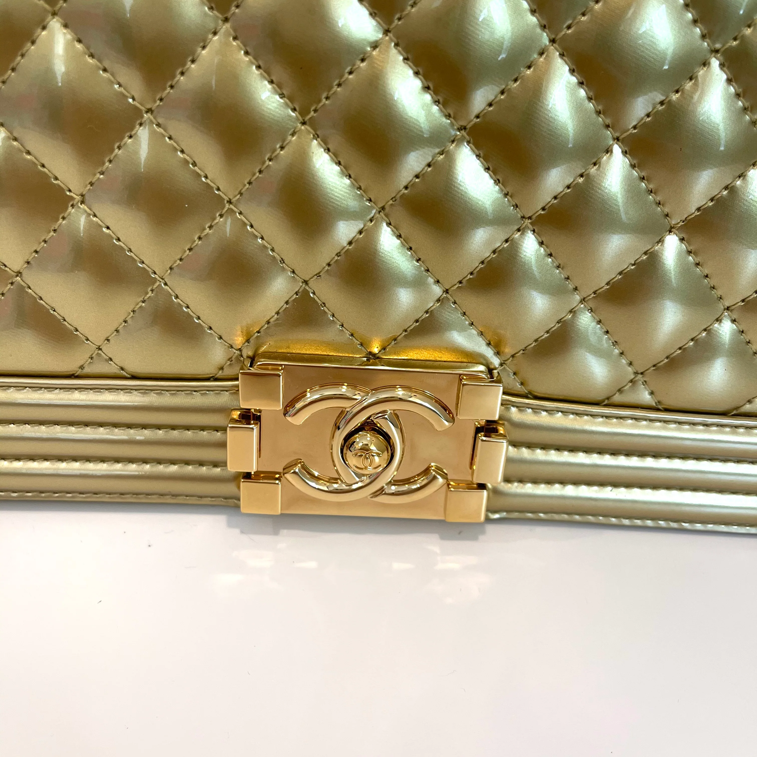 Old Medium Boy Bag in Patent Gold with GHW - Image 19