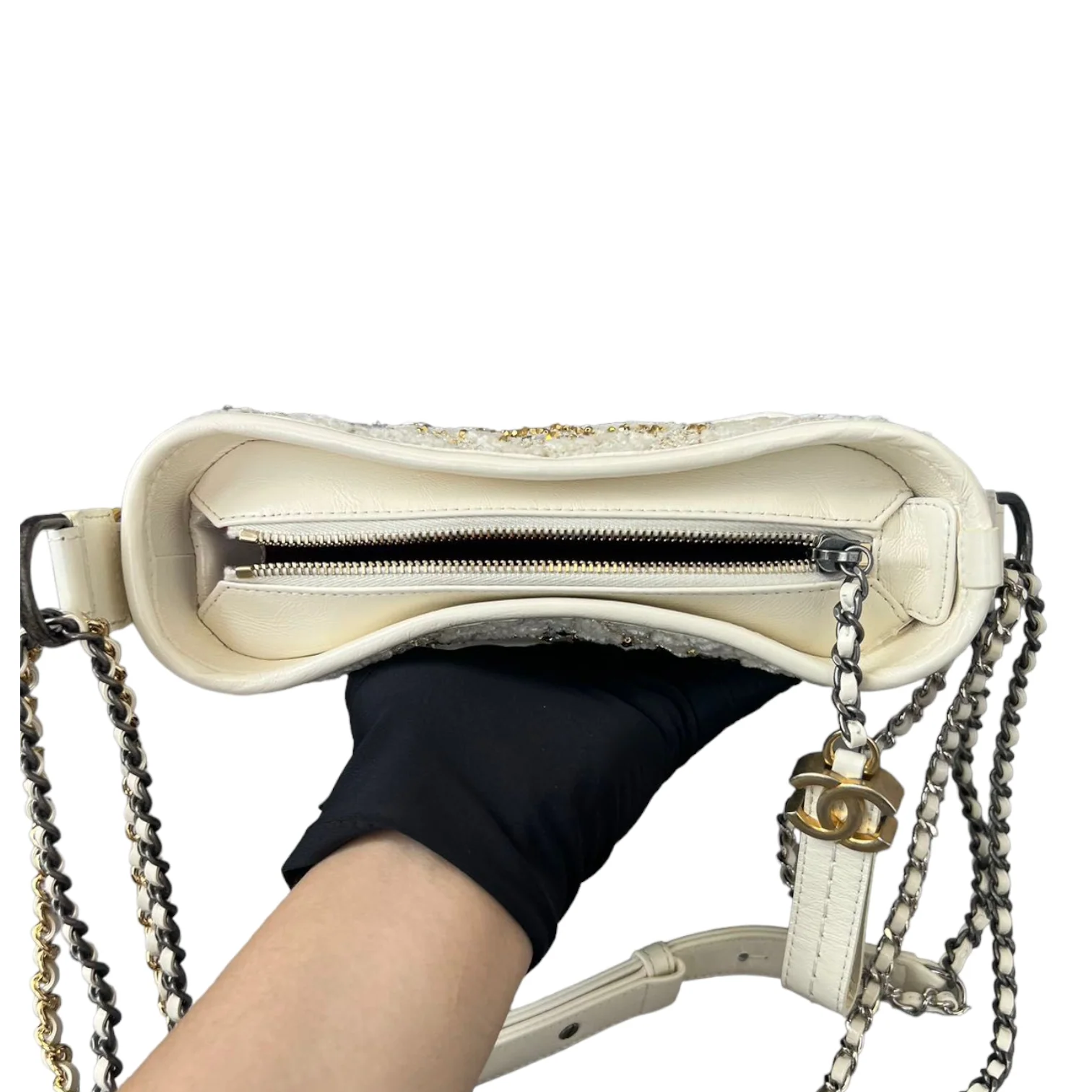 Patent Goatskin Quilted Gabrielle Small Hobo White and Gold - Image 4