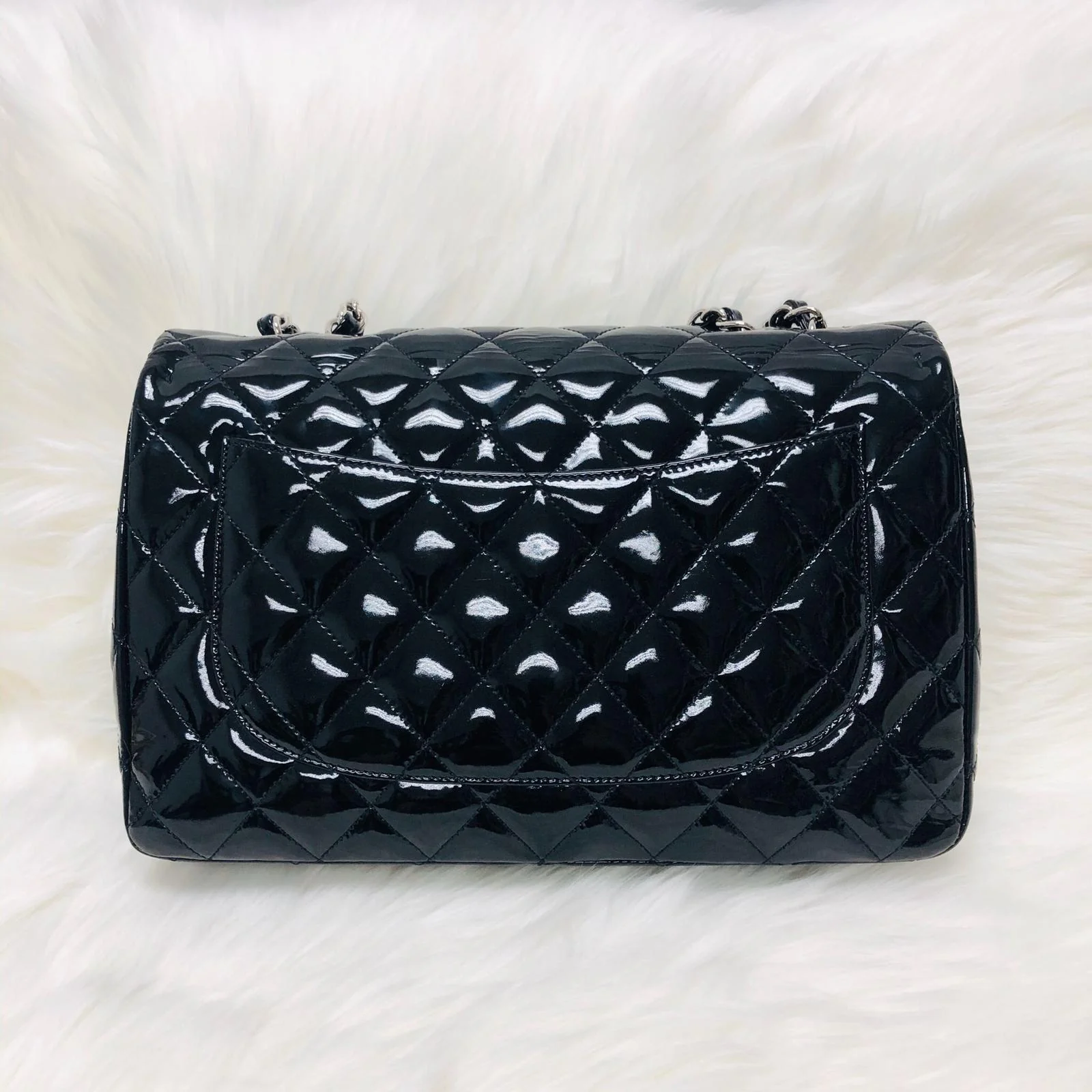 Single Flap Jumbo Quilted Patent Bag in Black with SHW - Image 4