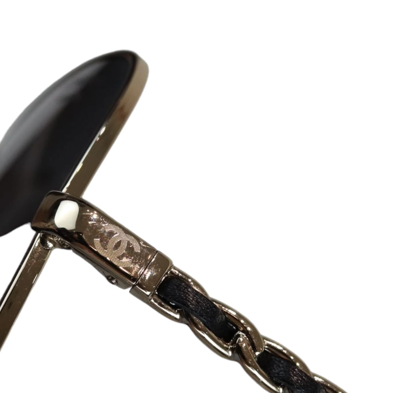 Sunglasses with Chain Gold and Black - Image 10
