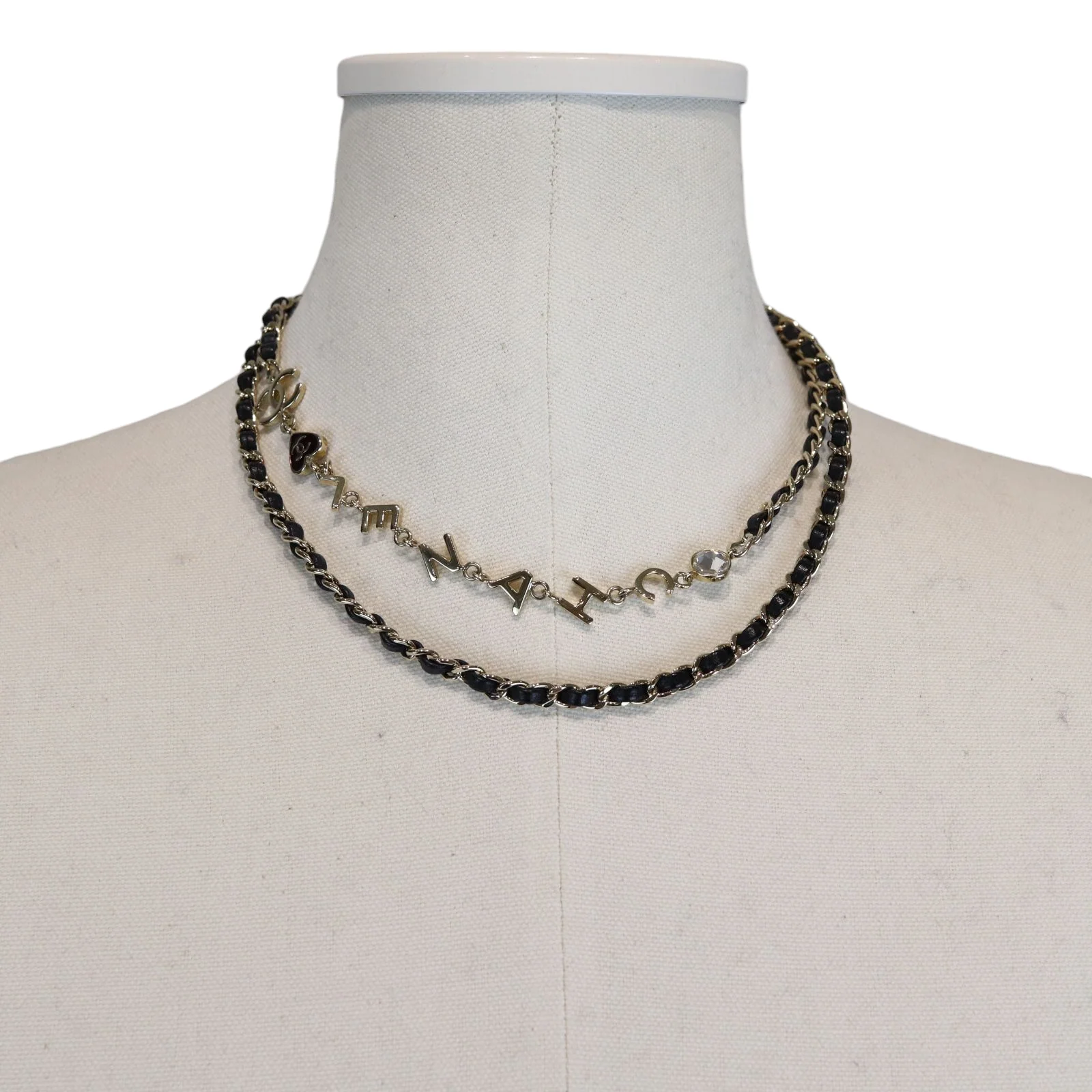 Sunglasses with Chain Gold and Black - Image 22