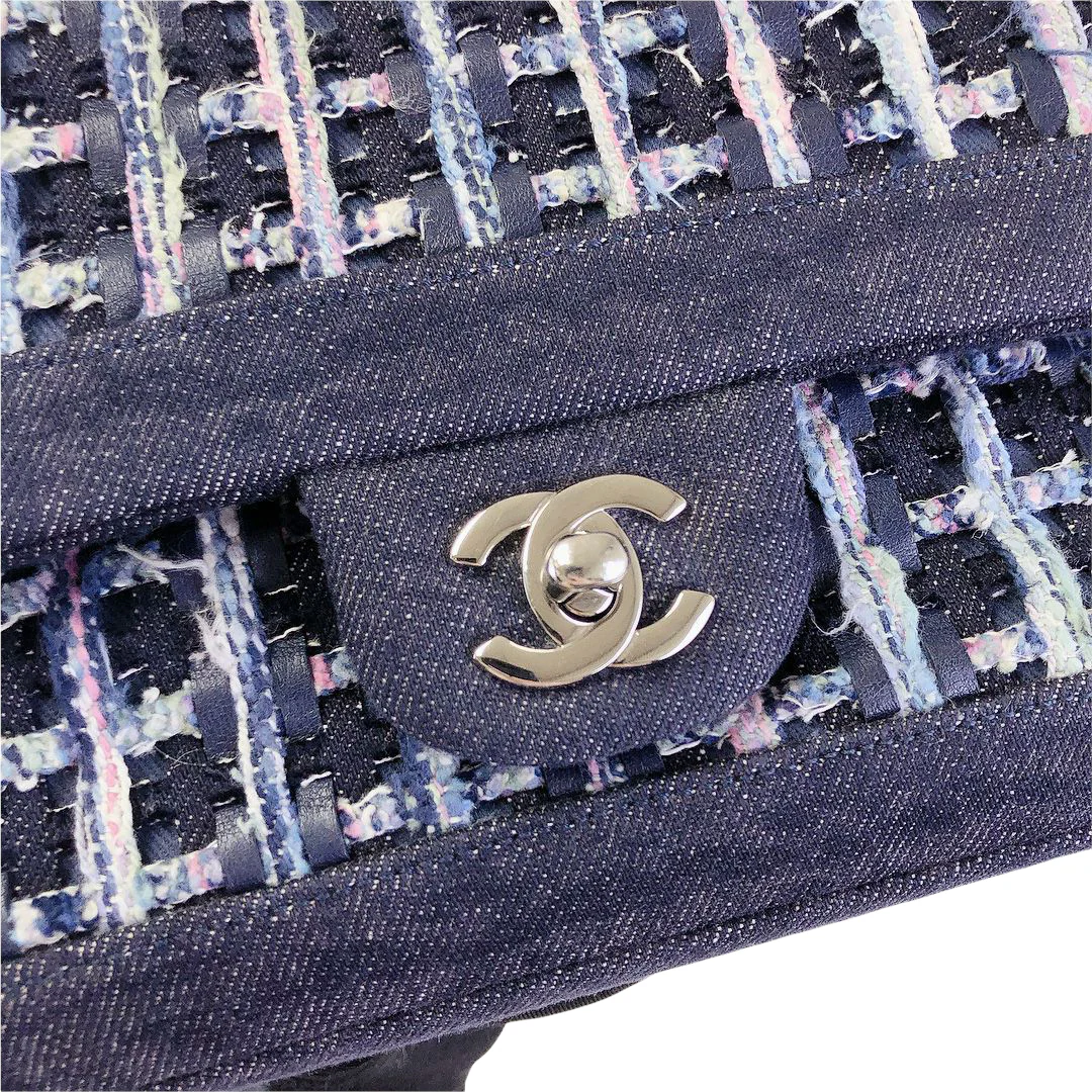 Tweed/Denim Medium Classic Flap Blue - Image 24
