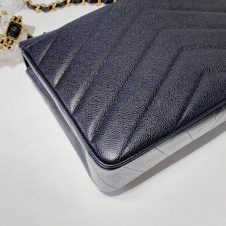 Vintage Jumbo Chevron Quilted Leather Flap Bag Dark Blue GHW - Image 5