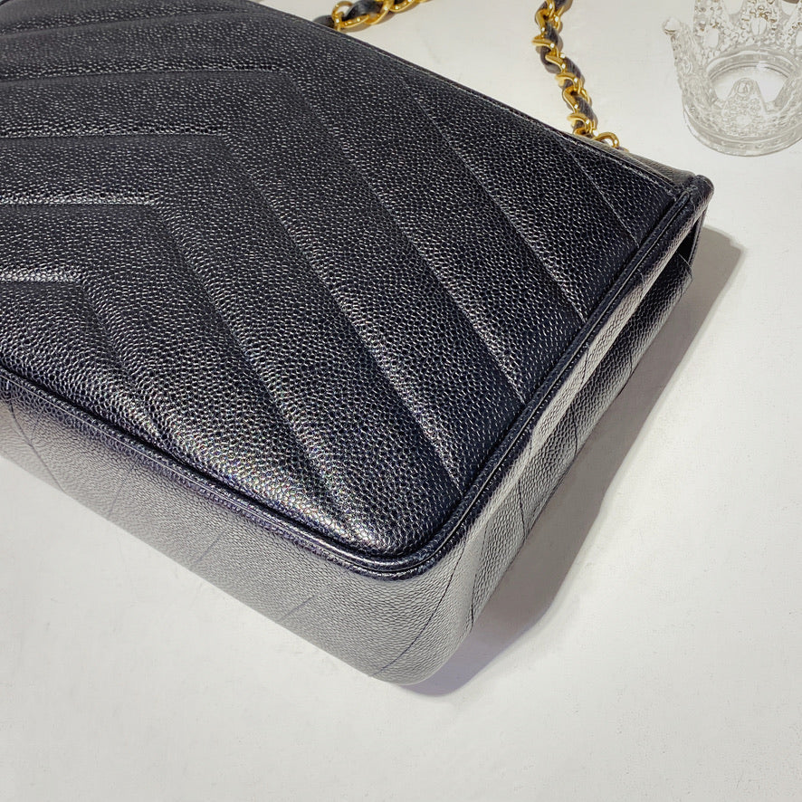 Vintage Jumbo Chevron Quilted Leather Flap Bag Dark Blue GHW - Image 6