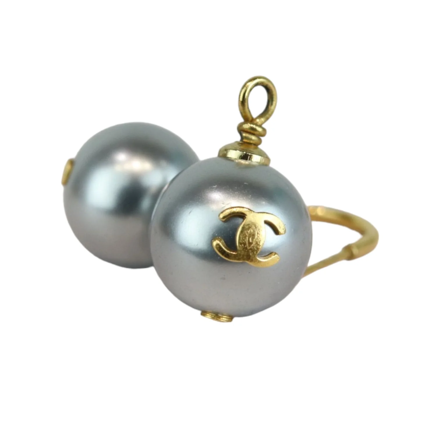 Vintage Pearl Large Clip on Earrings Gold Plated Light Blue - Image 8