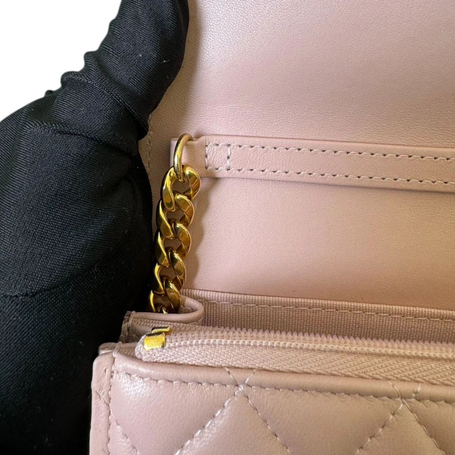 Wallet on Chain WOC Stone Enamel Lambskin Light Pink GHW - Image 14
