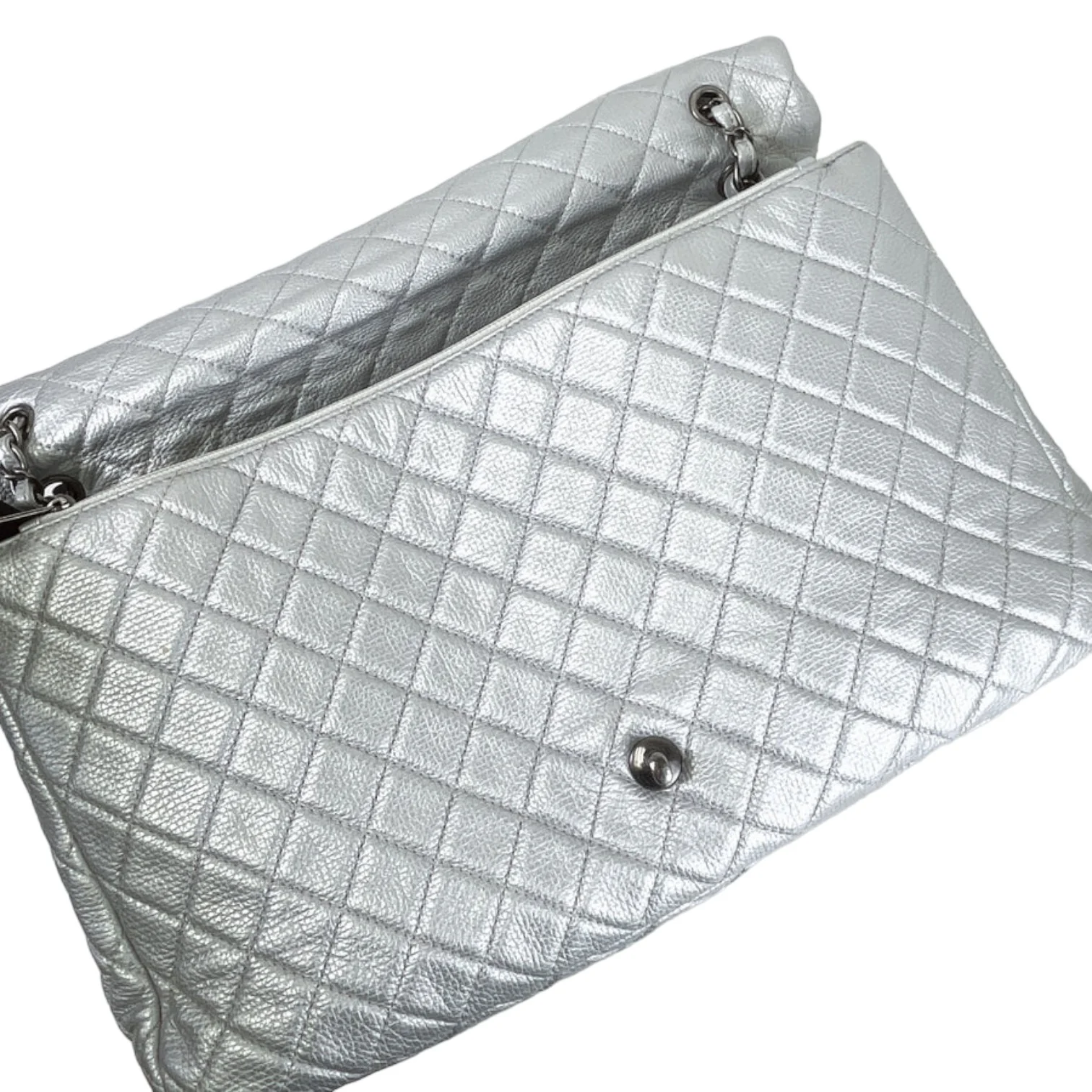 XXL Airline Flap Calfskin Quilted Silver RHW - Image 17