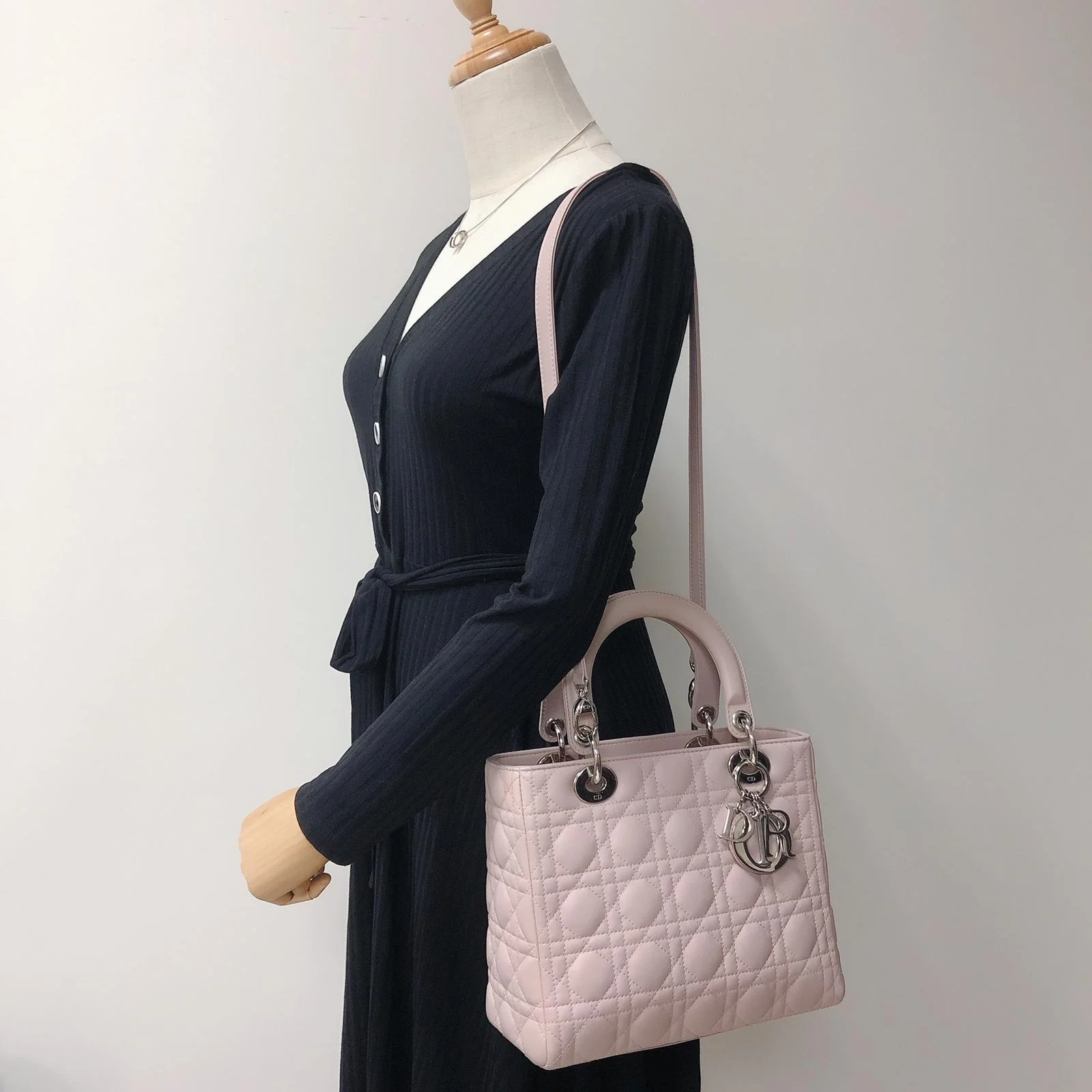 Lady Dior Medium Lambskin Pink SHW - Image 30