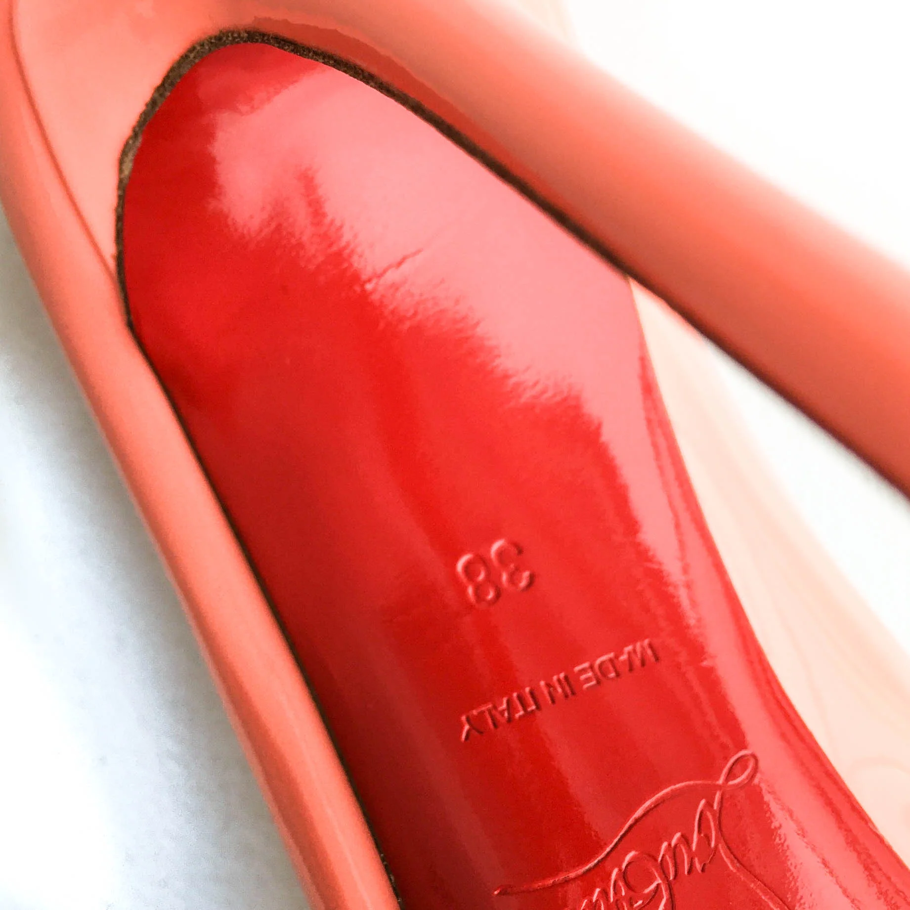 Pigalle 100 Orange Patent - Image 3