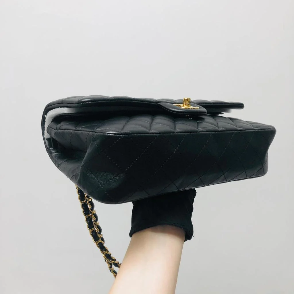 Classic Flap Black Medium Lambskin GHW - Image 10