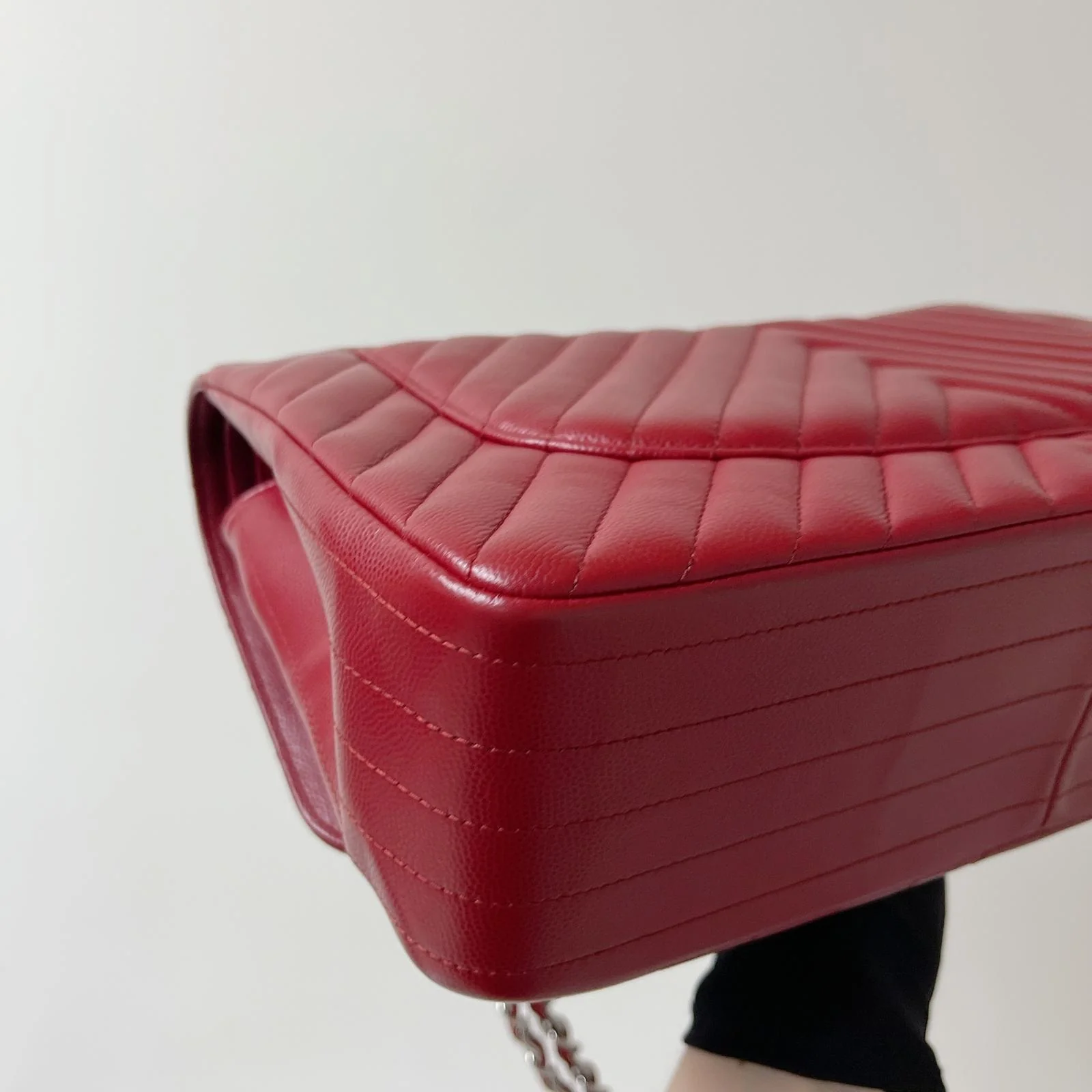Classic Flap Jumbo Caviar Red Chevron SHW - Image 14