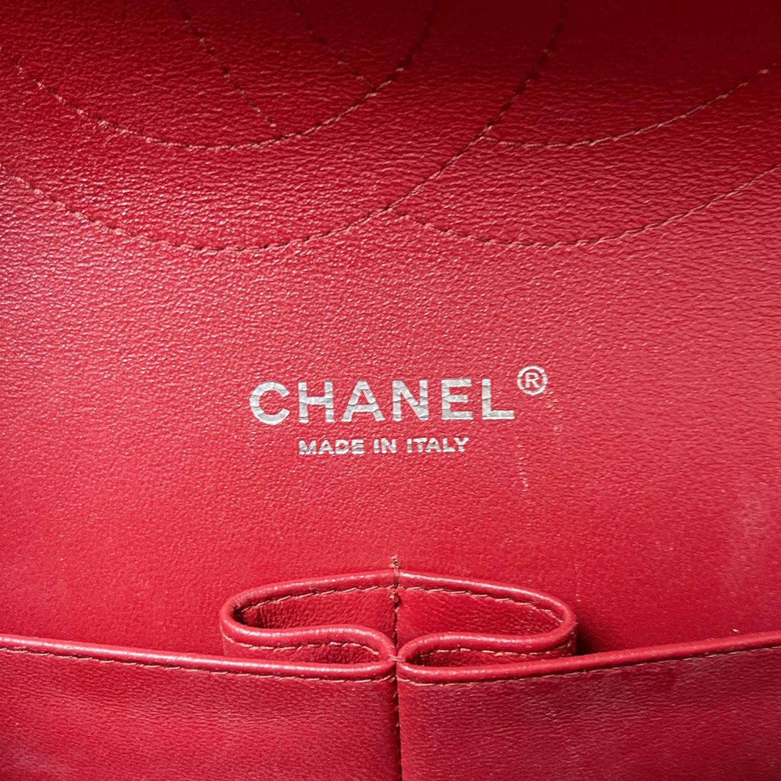 Classic Flap Jumbo Caviar Red Chevron SHW - Image 25