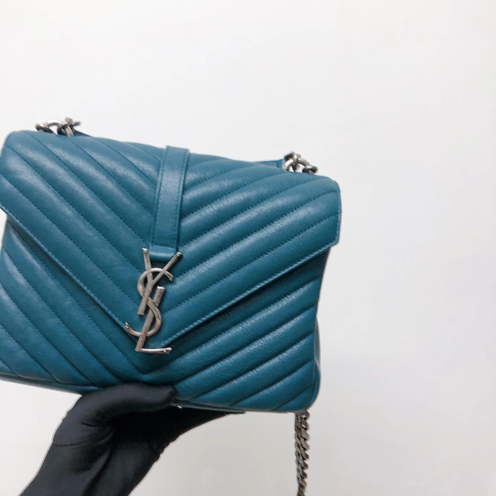 Medium Chevron College Leather Bag Blue - Image 15