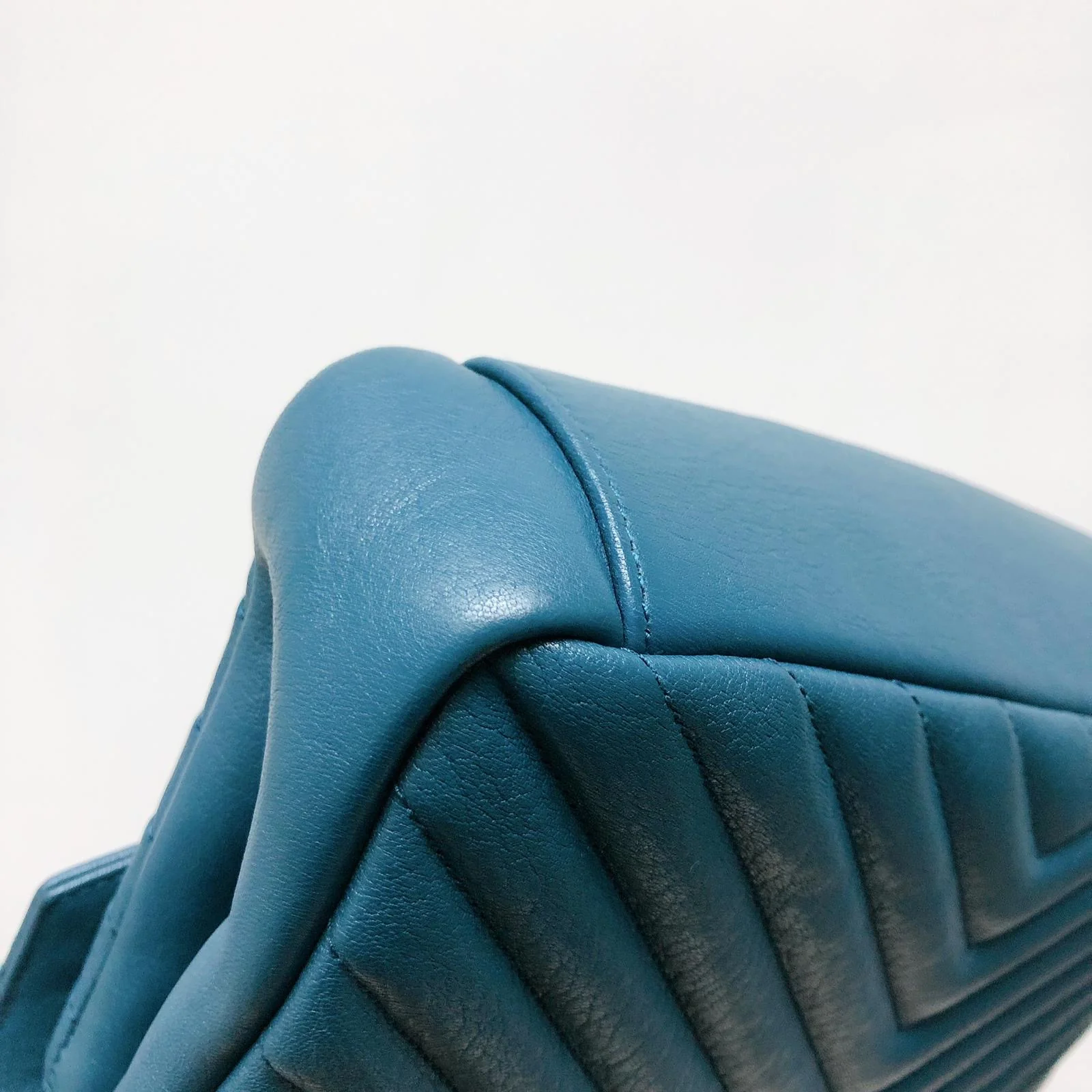 Medium Chevron College Leather Bag Blue - Image 17