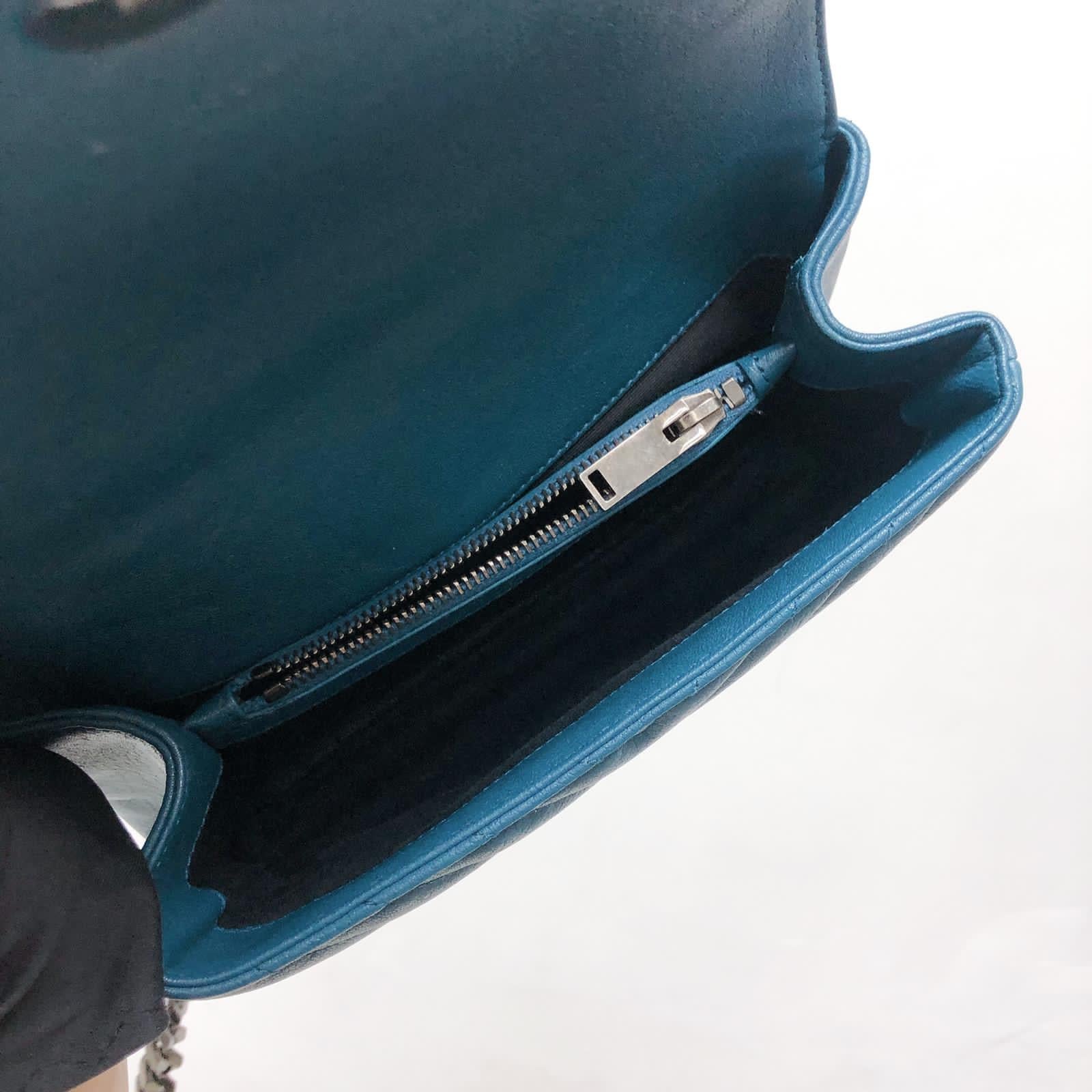 Medium Chevron College Leather Bag Blue - Image 21