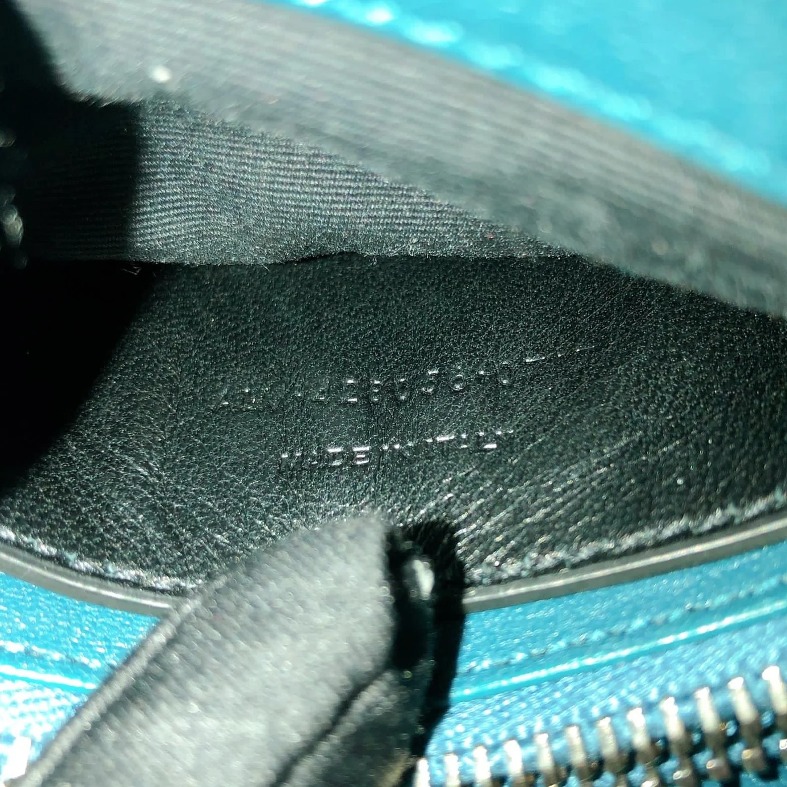 Medium Chevron College Leather Bag Blue - Image 23