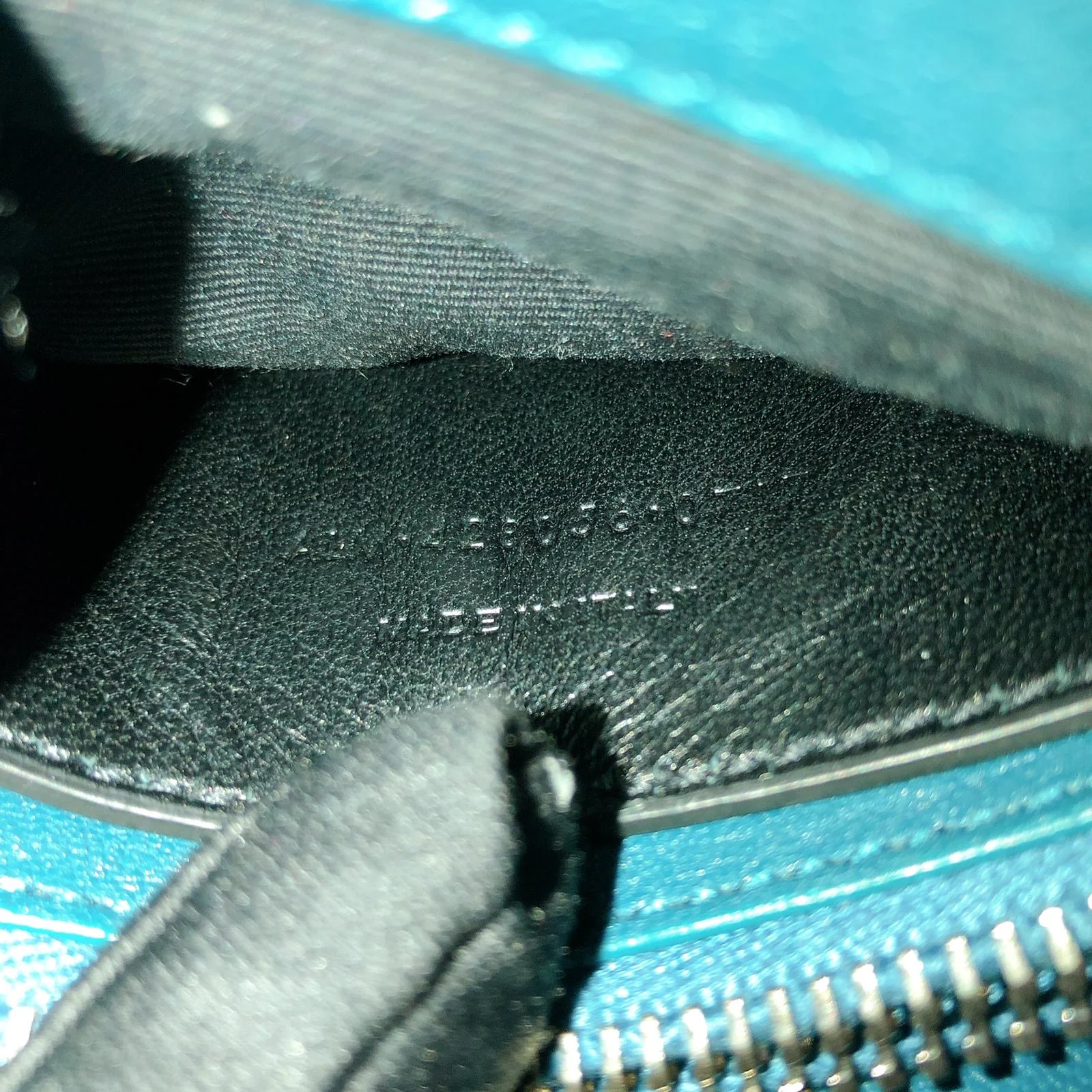 Medium Chevron College Leather Bag Blue - Image 25